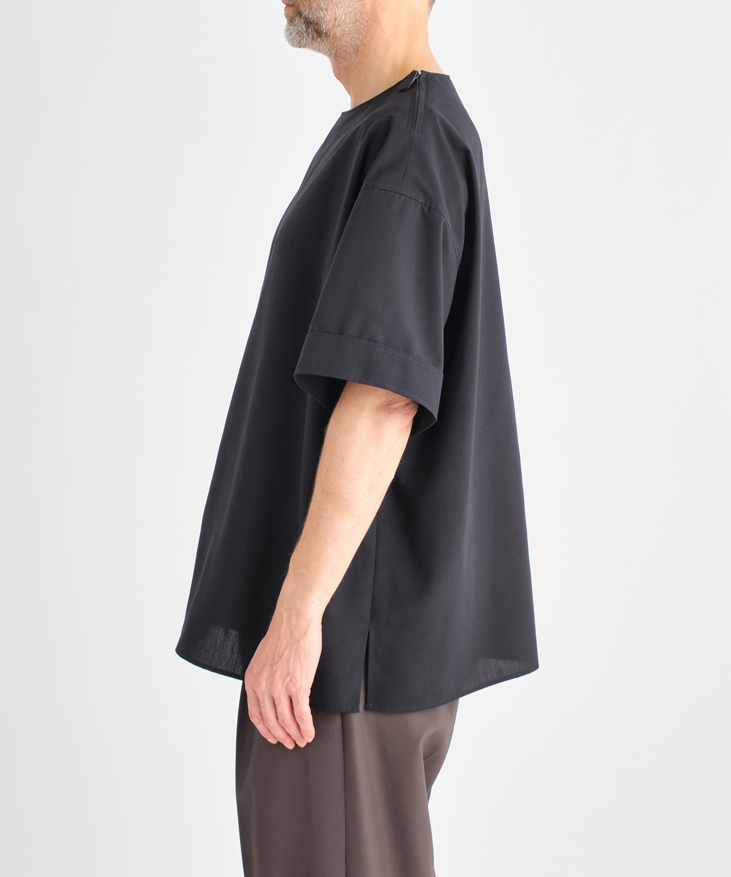 THE SIDE ZIP PULLOVER SHIRT SHORT SLEEVE THE RERACS