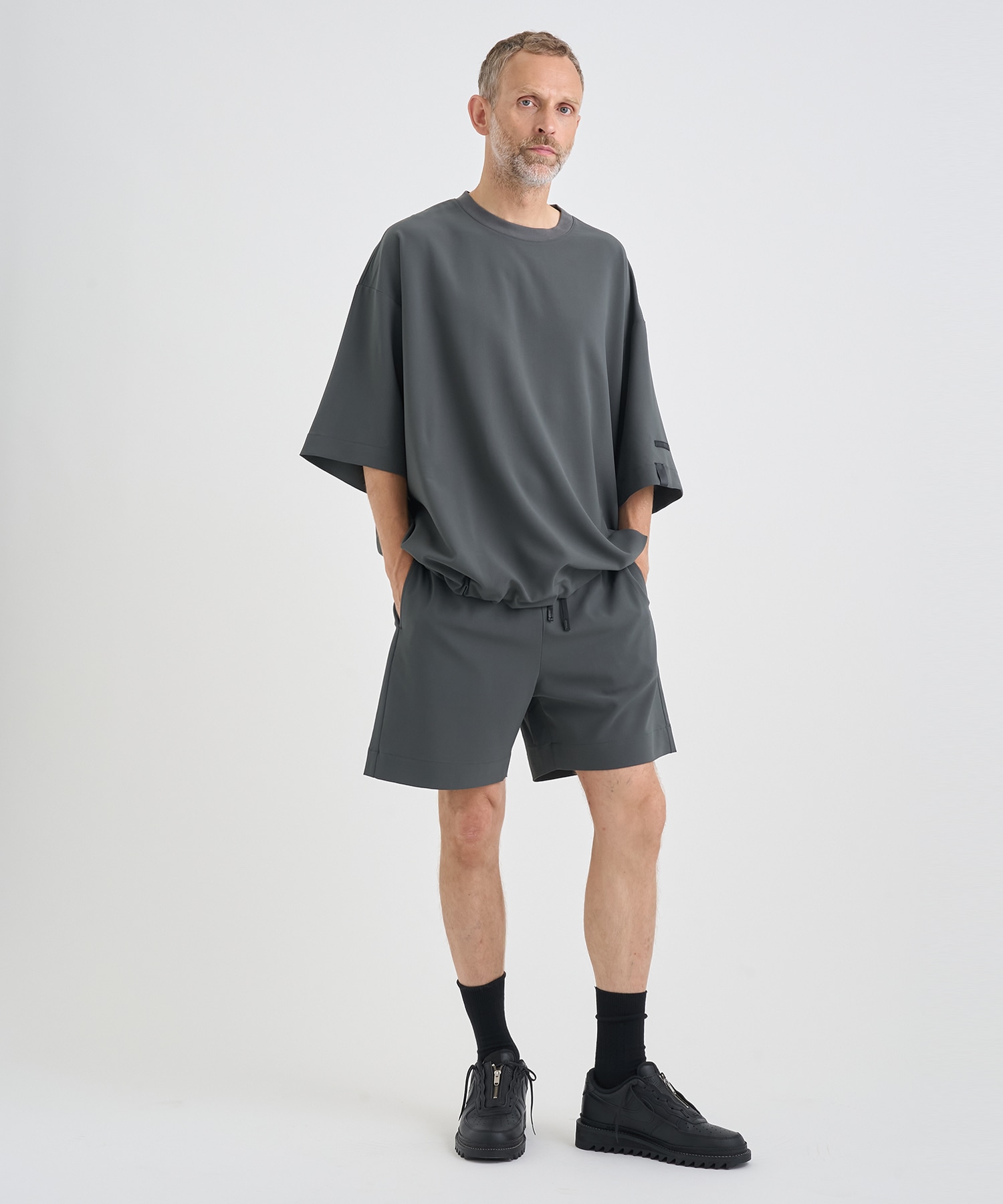 2251-CS55-003 S/S TEE N.HOOLYWOOD