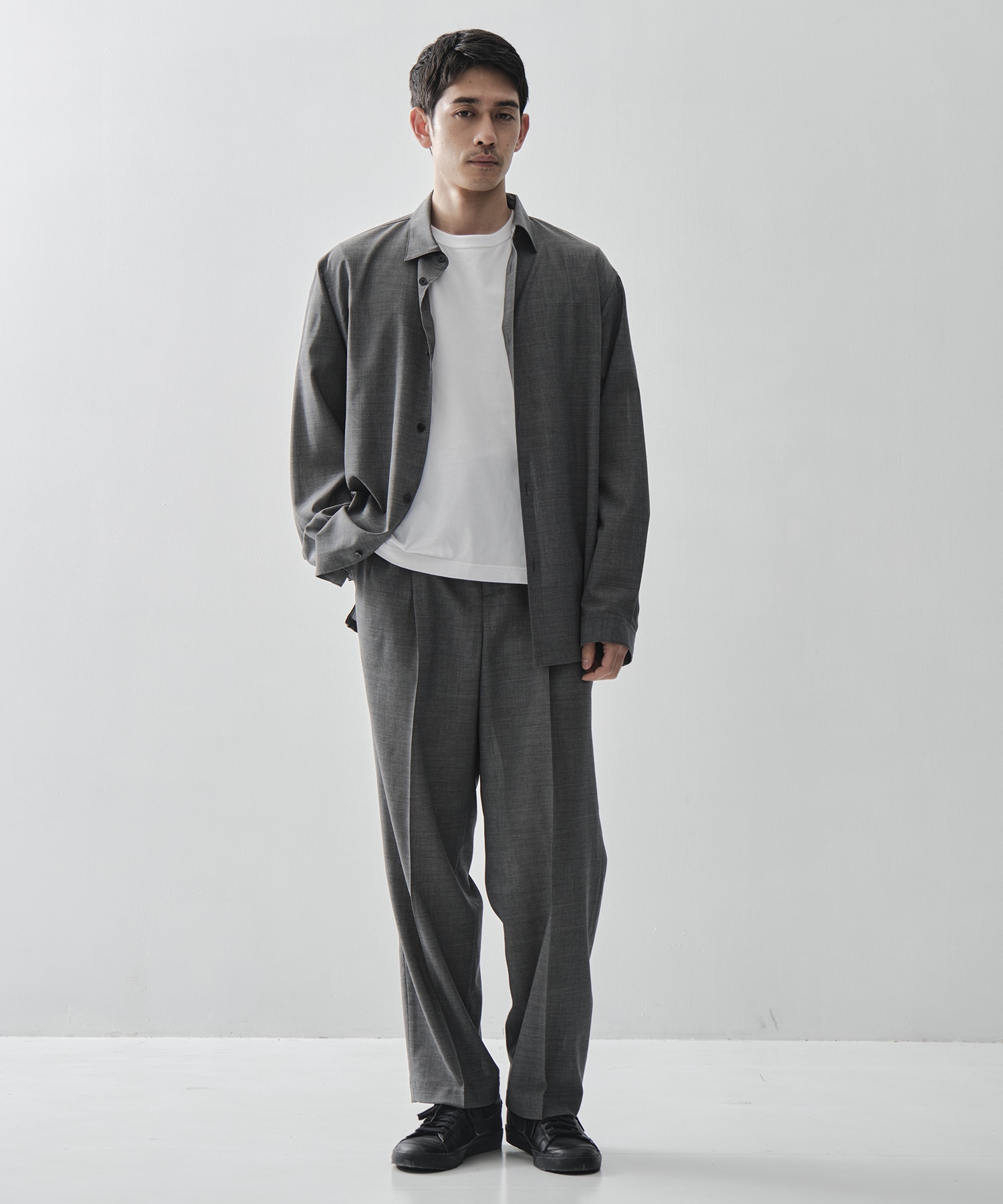 TWIST WOOL GAUZE TWO TUCKED EASY PANTS ATON