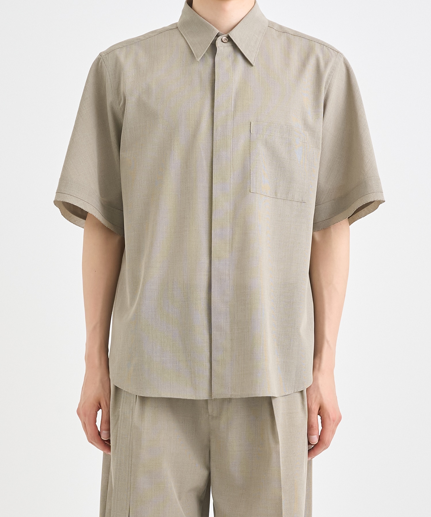 別注 REGULAR COLLAR SHORT-SLEEVED SHIRT IRENISA