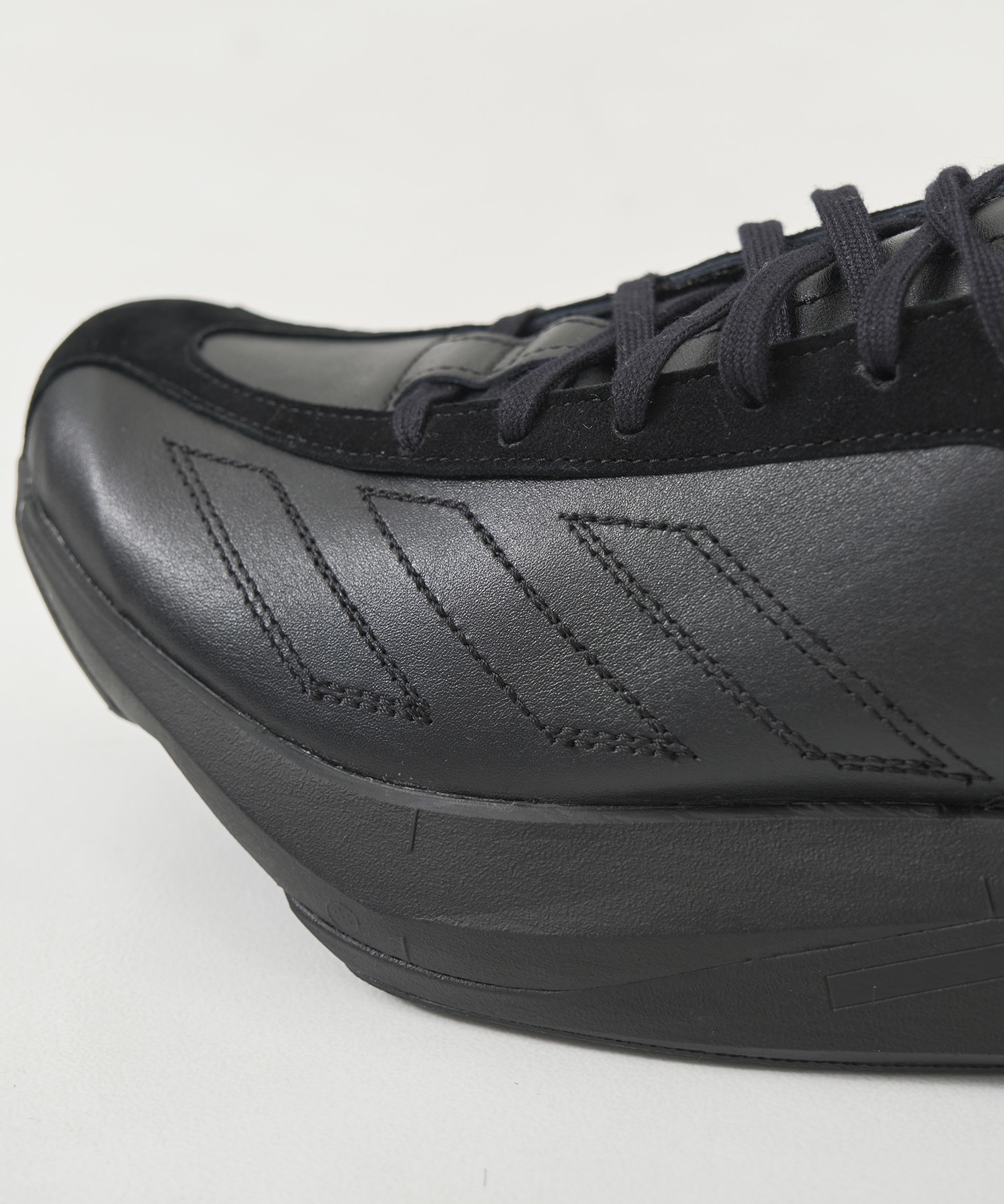Y3-A25-0000-288/U ADIOS PRO 3.0 LX/BK+BK+O.WH Y-3