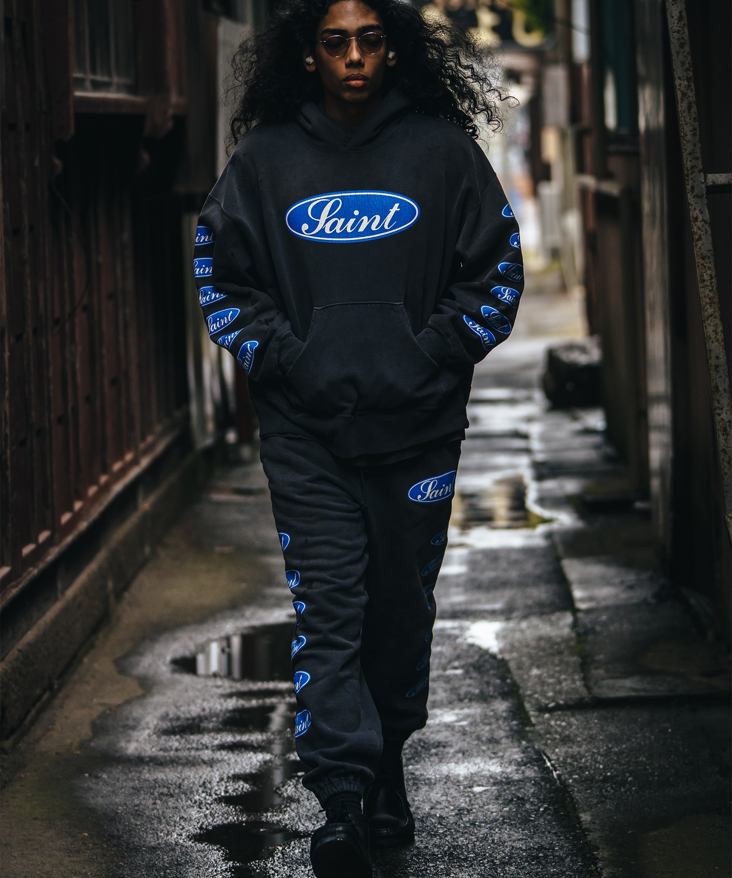 SM-HR1-0000-053 HOODIE SAINT MXXXXXX