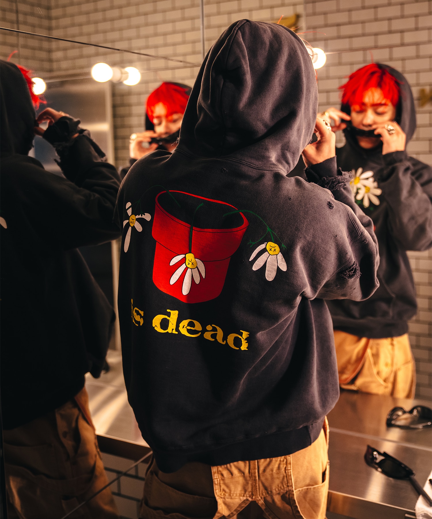 SM-HR1-0000-C19 DLS HOODIE SAINT MXXXXXX