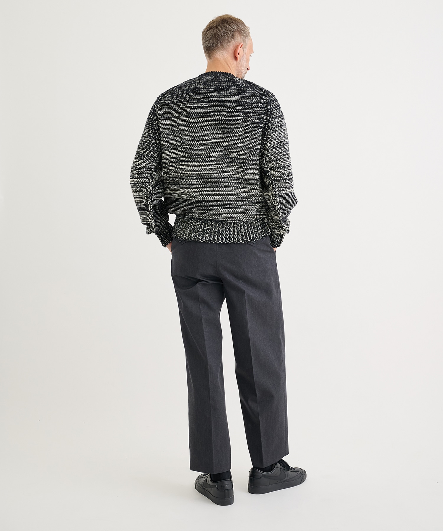 Gradation Crewneck Sweater YOKE