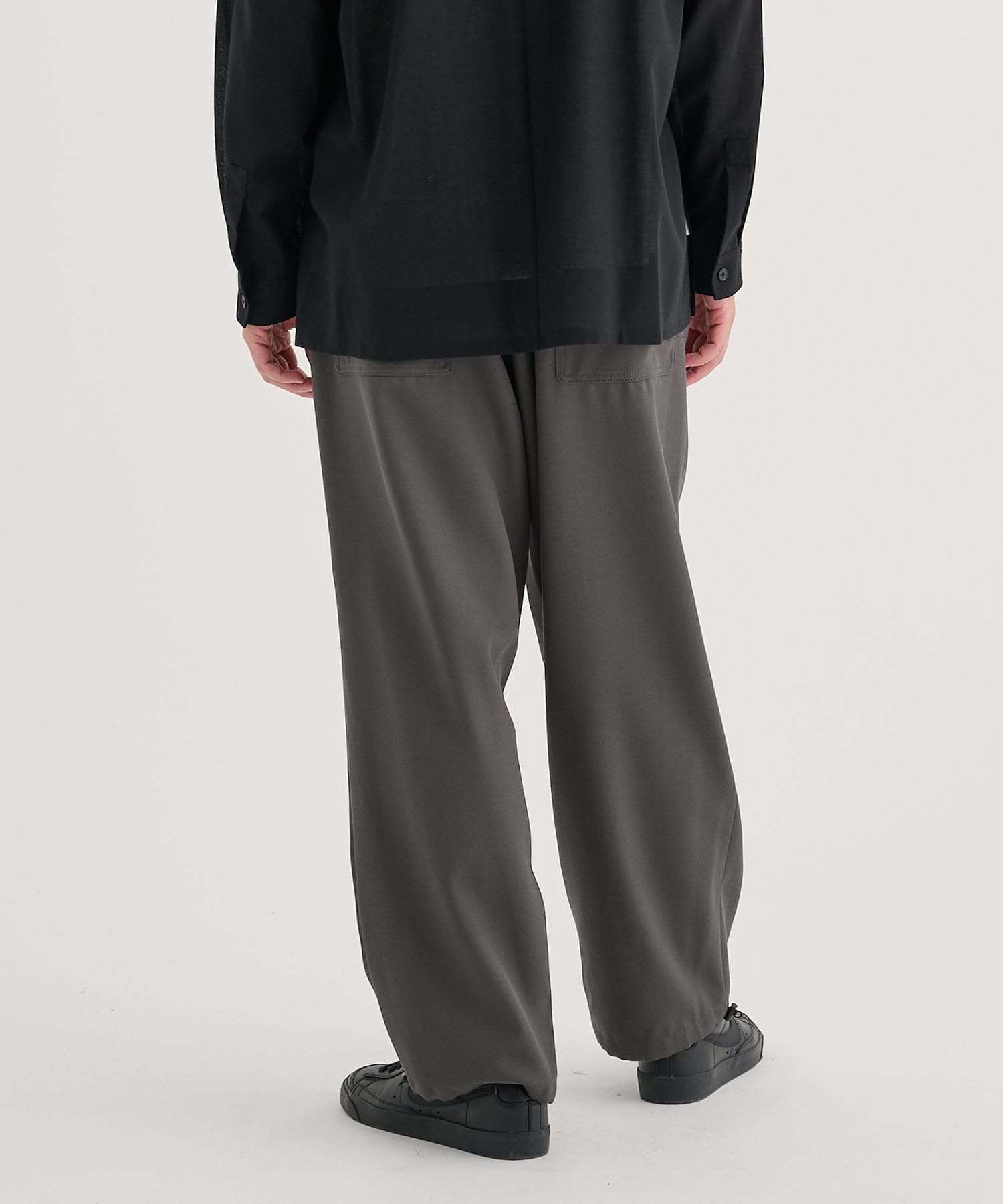 BACK SATIN UTILITY PANTS ATON