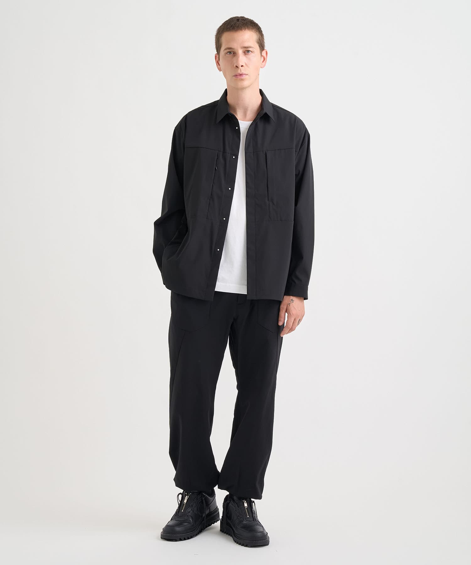 別注BLK SUPER LIGHT SWEAT PANTS White Mountaineering