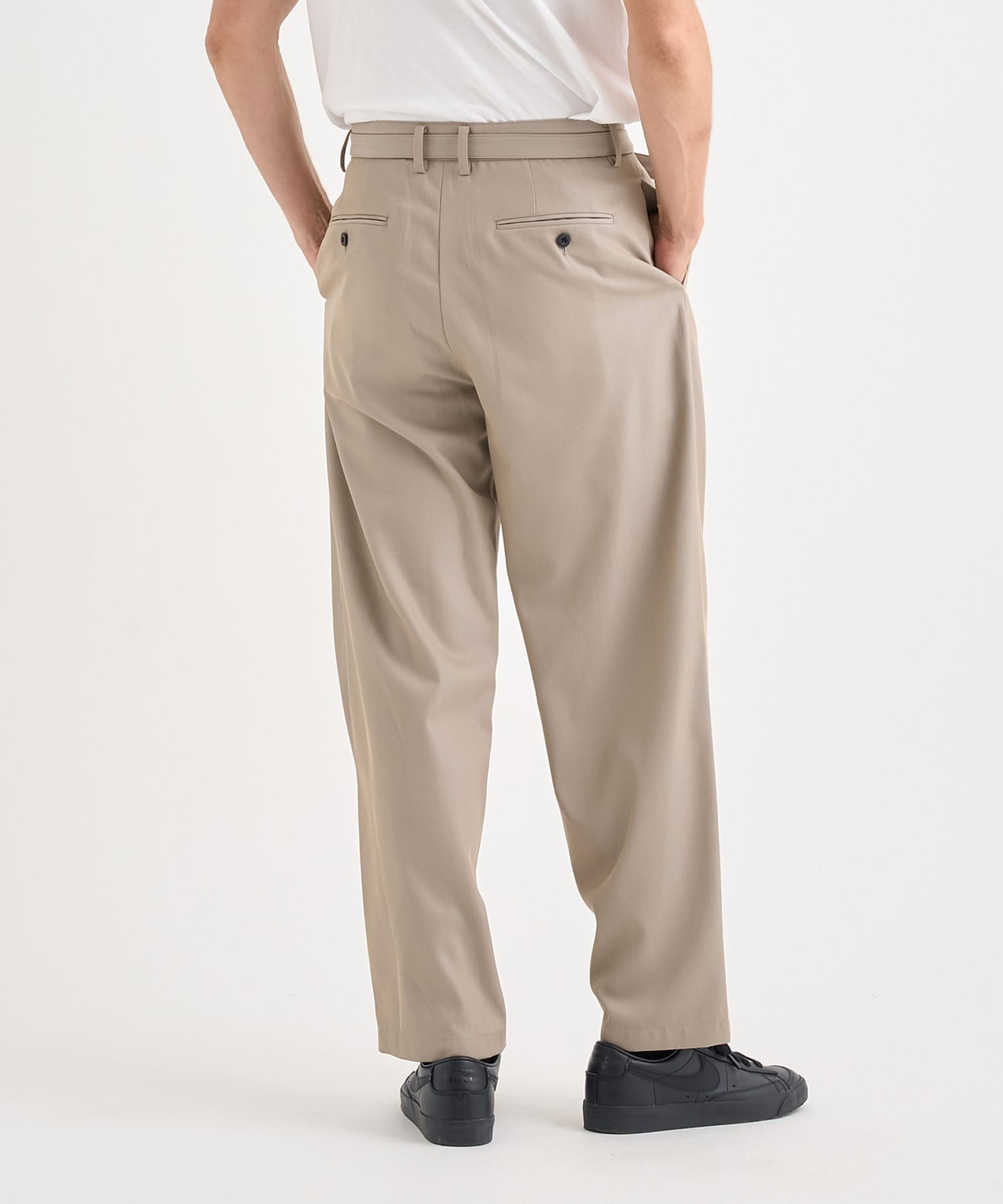 別注BELTED TAPERED PANTS IRENISA