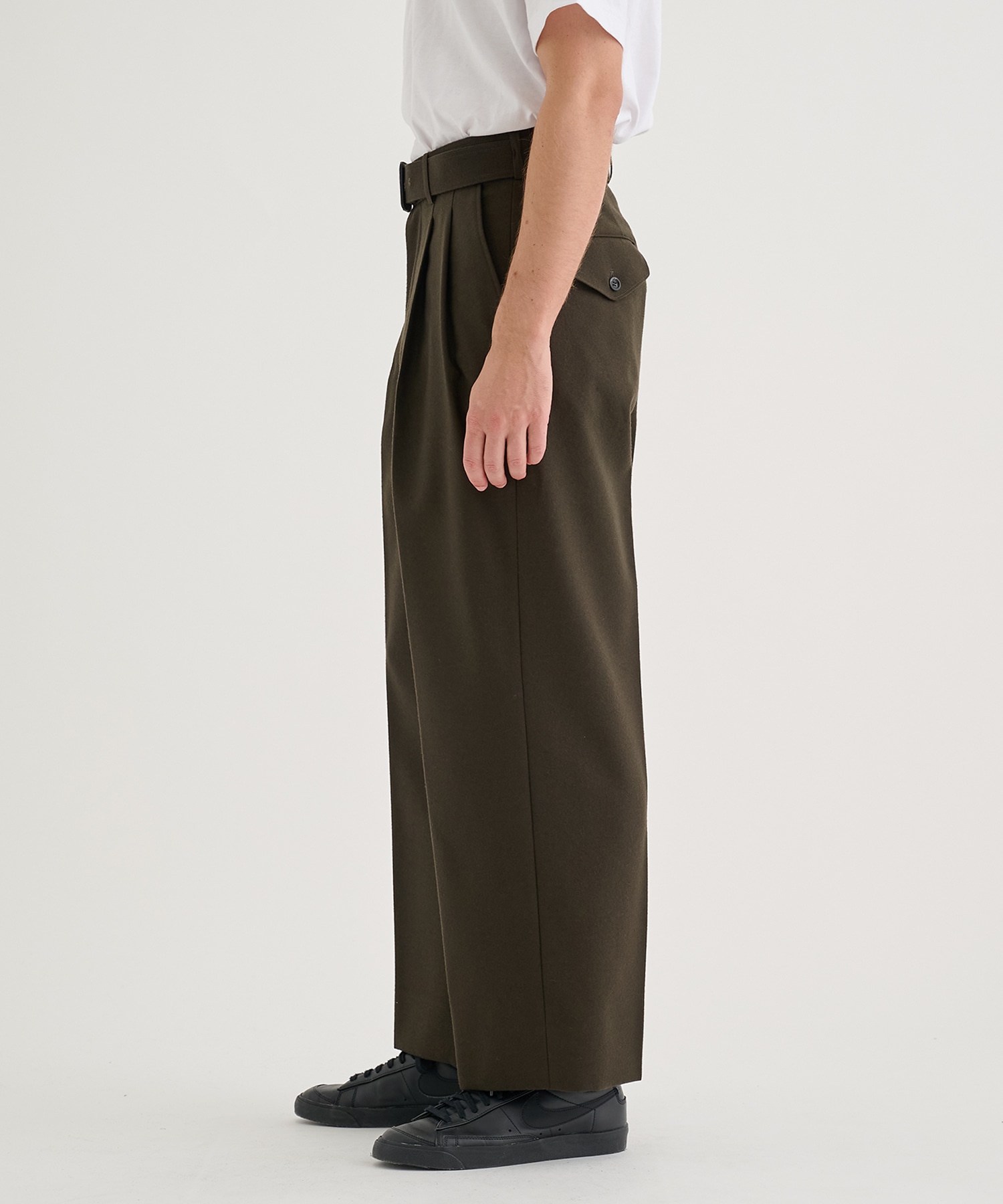 THE SLACKS BELTED 2 TUCK THE RERACS
