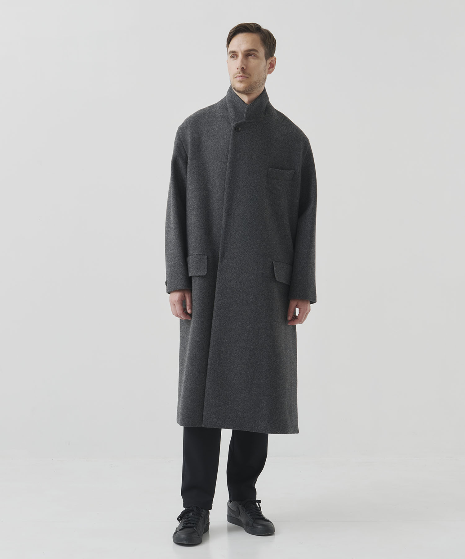 THE LOOSE CHESTER COAT | ザリラクス