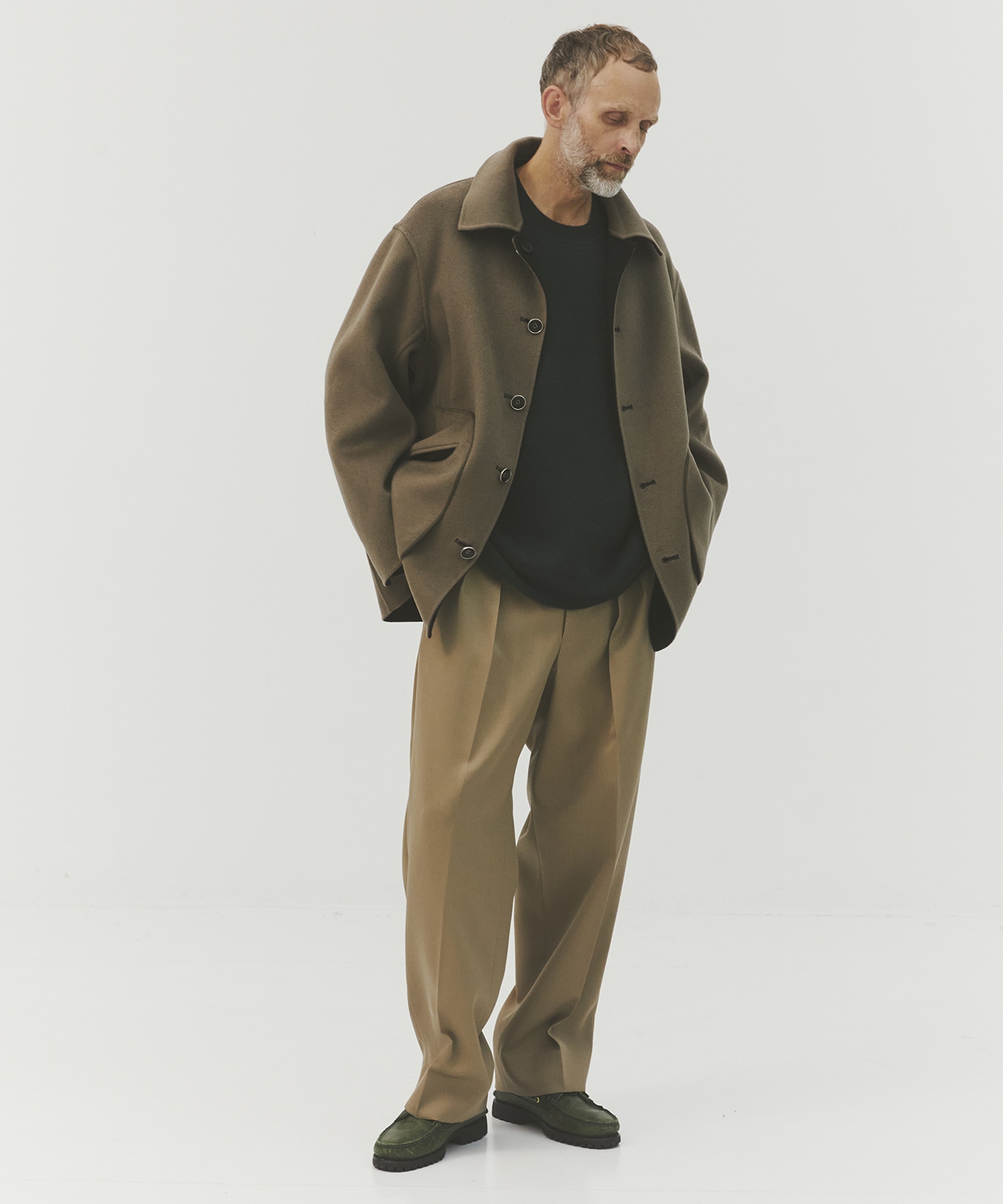 CASHMERE REVERSIBLE SHORT COAT 