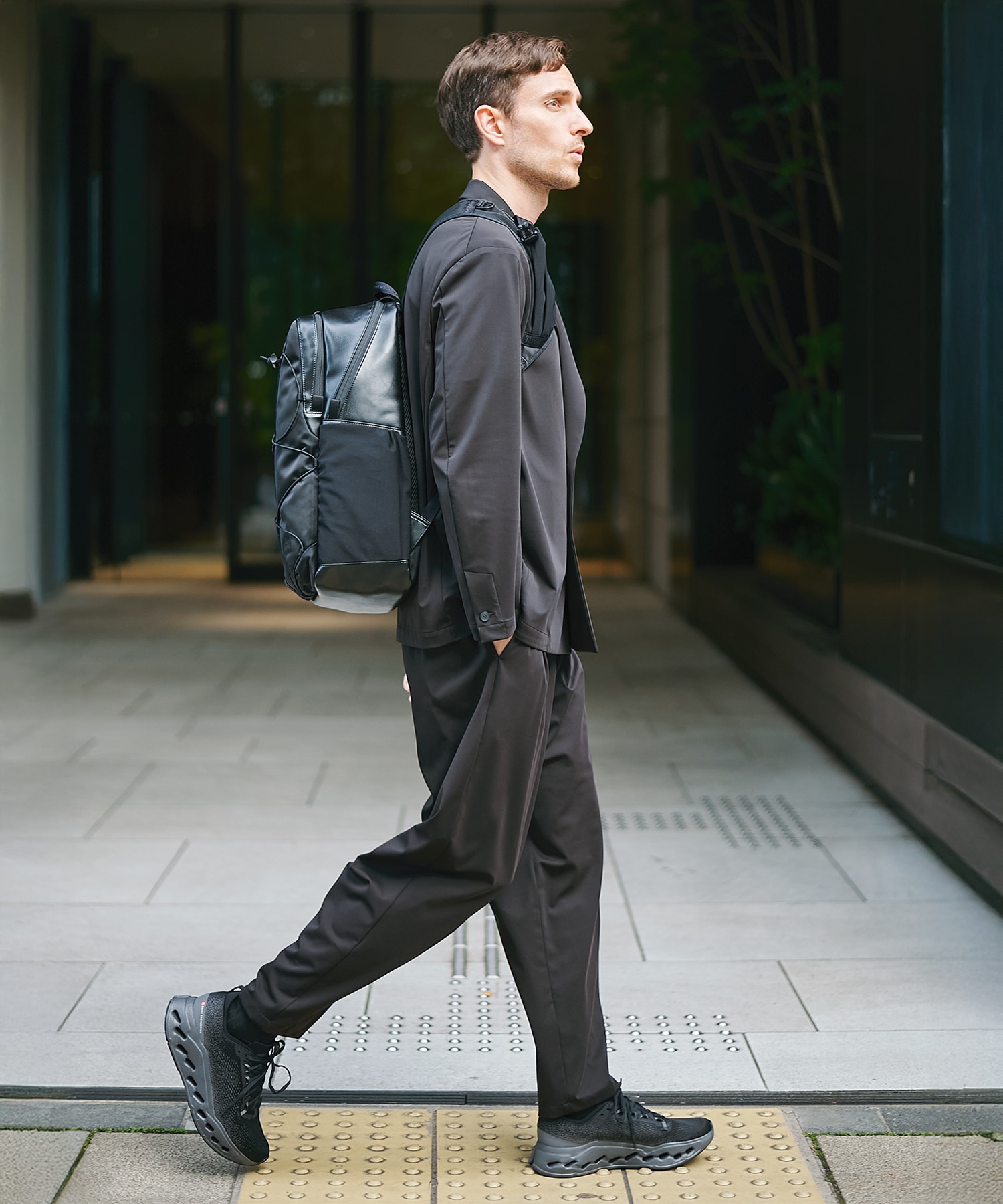 Light Matte Stretch Jersey Wide Tapered Pants THE TOKYO