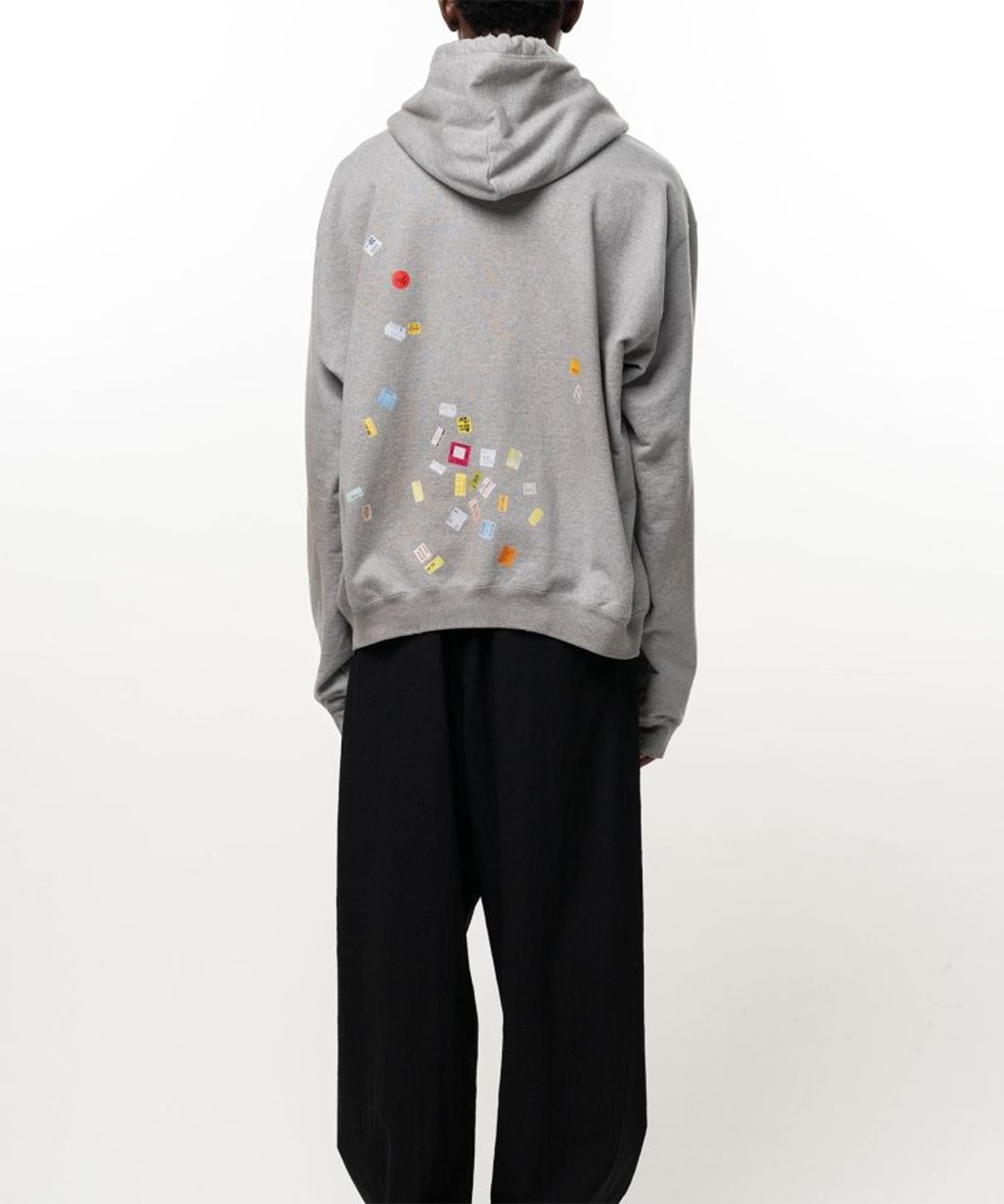 A17HD551 PRICE STICKER SWEAT HOODIE Maison MIHARA YASUHIRO