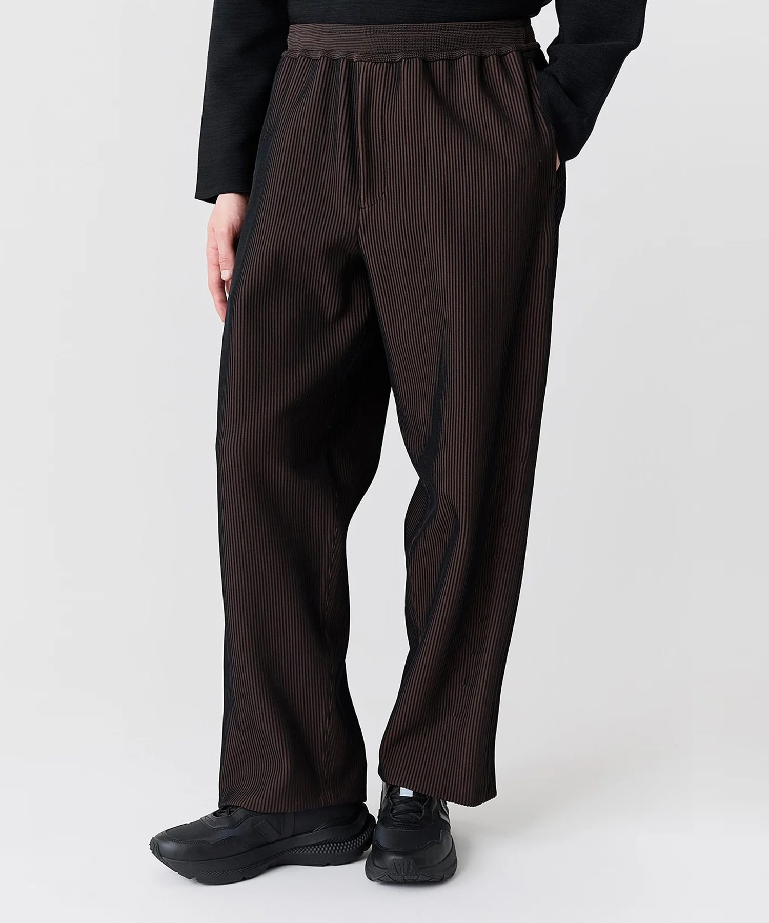 【シーエフシーエル】CF012KF028JP00 SOFT HYPHA TAPERED CURVED PANTS CFCL