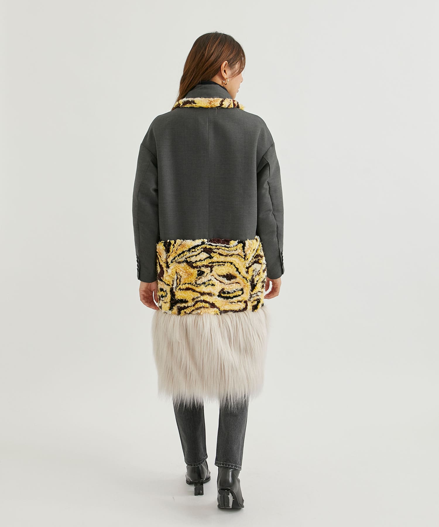 Embroidery wool coat TOGA