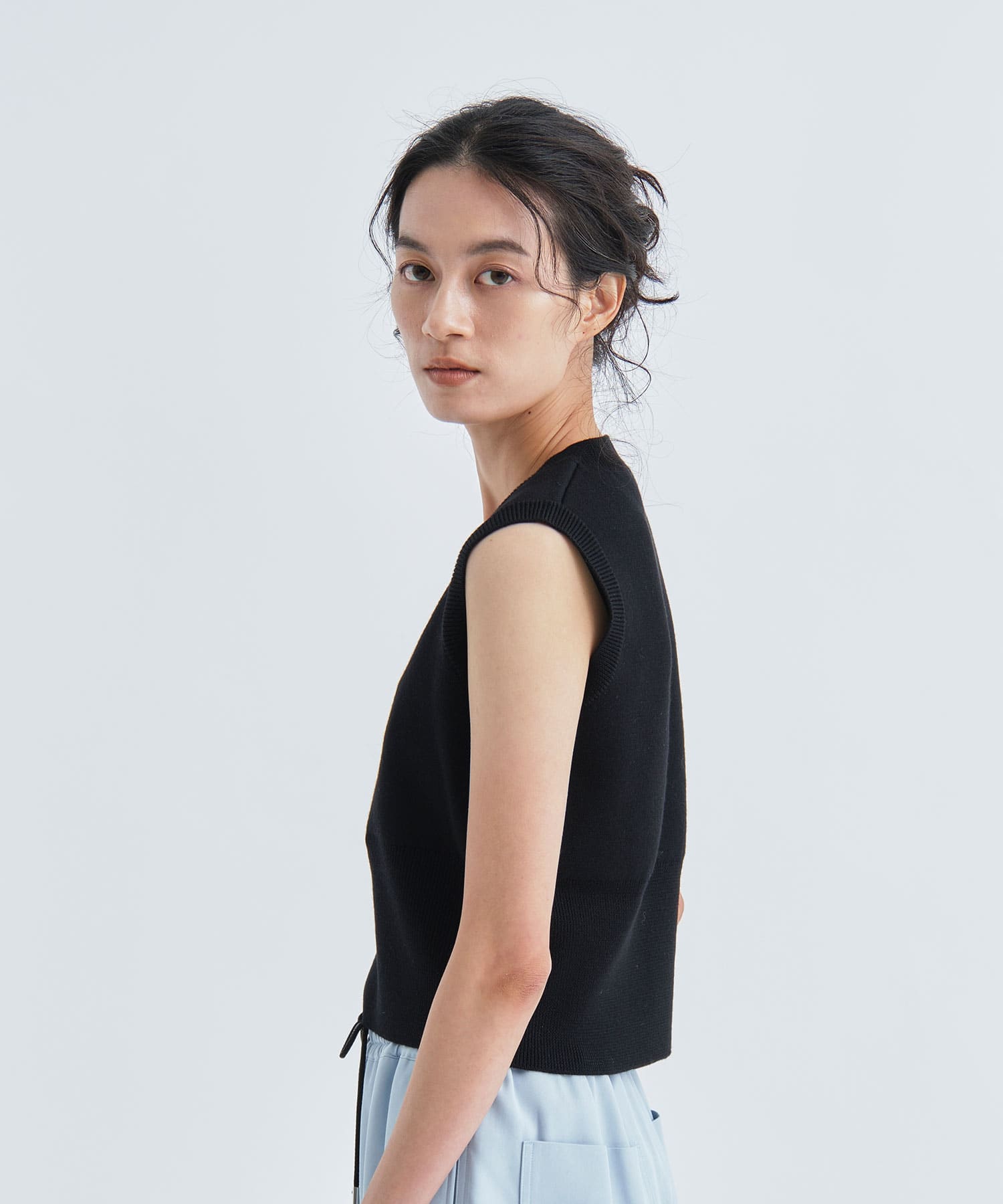 Double face Vneck vest(FREE BLACK): IIROT: WOMENS｜THE TOKYO