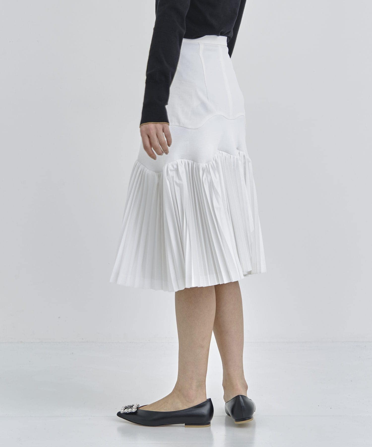 Taffeta pleats skirt(34 WHITE): TOGA PULLA: WOMENS｜THE TOKYO 
