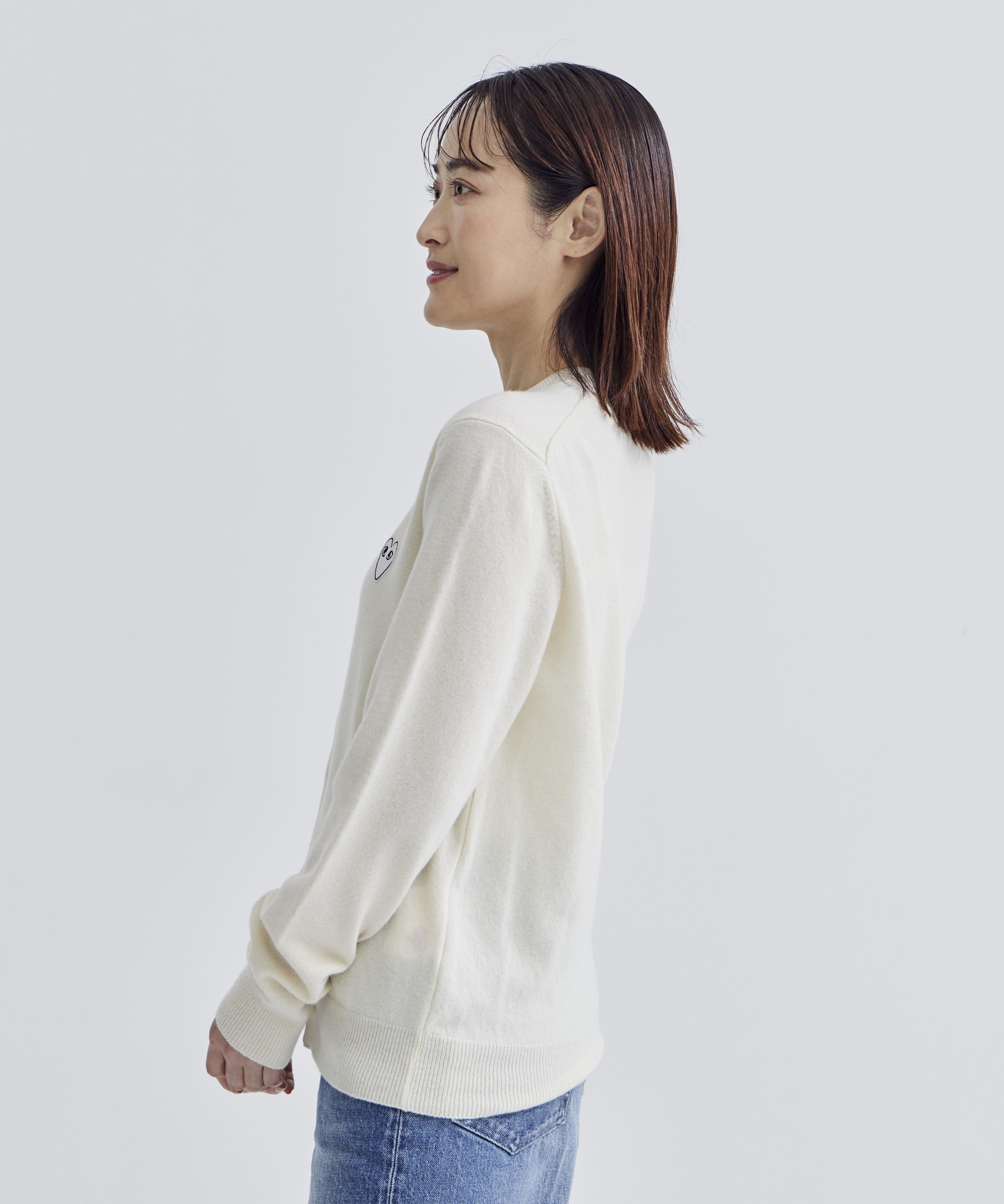 ROUND-NECK WHITE EMBLEM PLAY Comme des Garcons