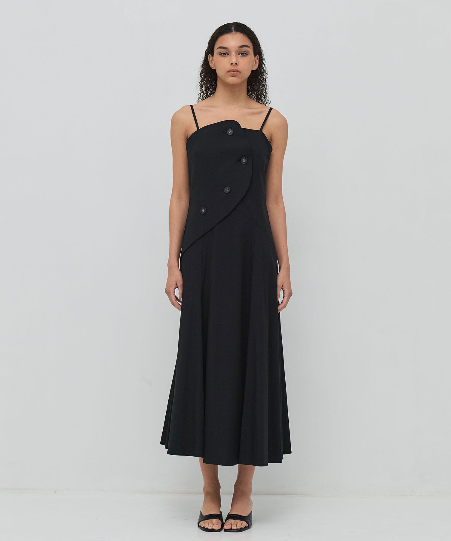 Nicole slip dress BK AKIRANAKA