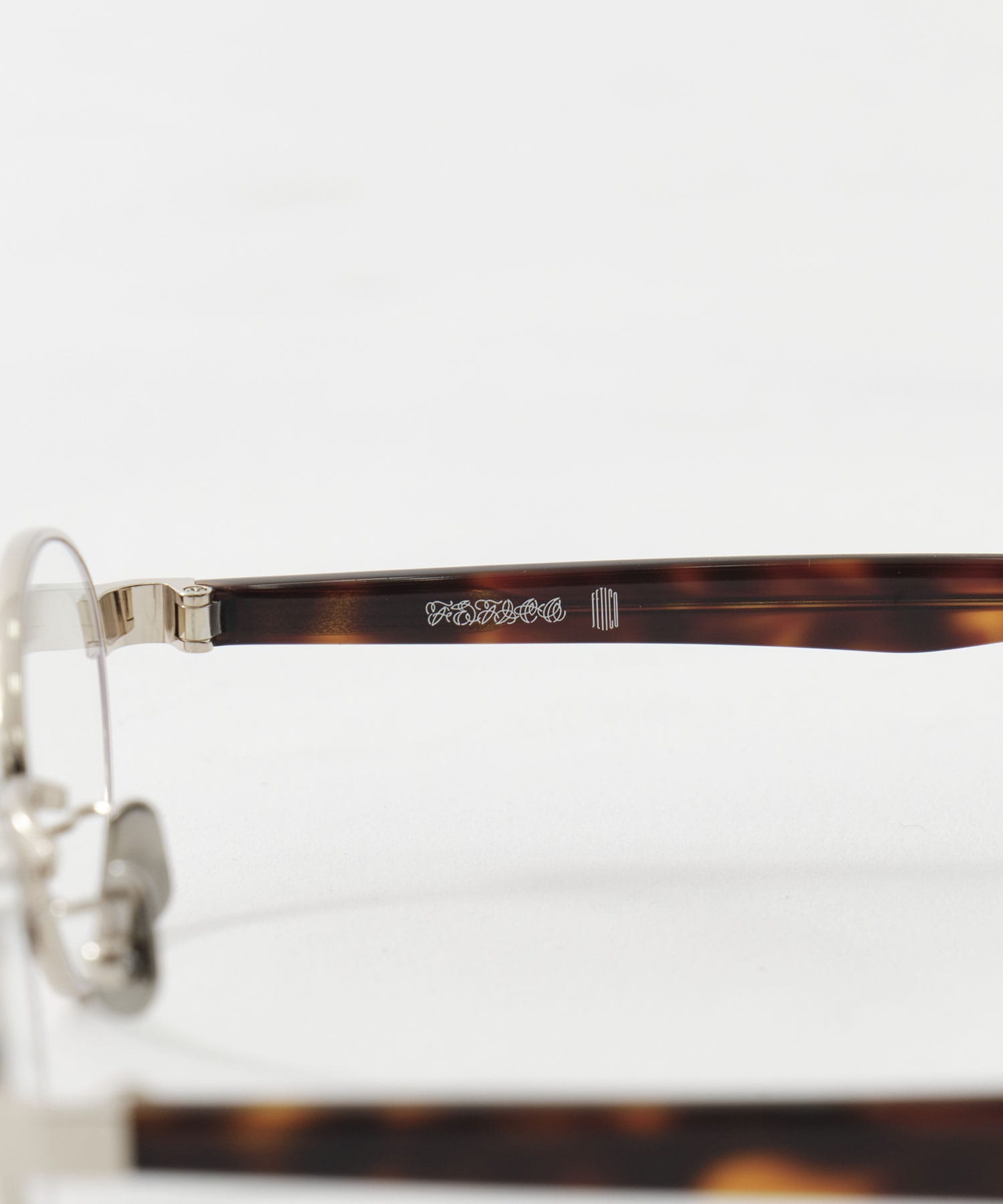 × BLANC METAL OVAL GLASSES FETICO