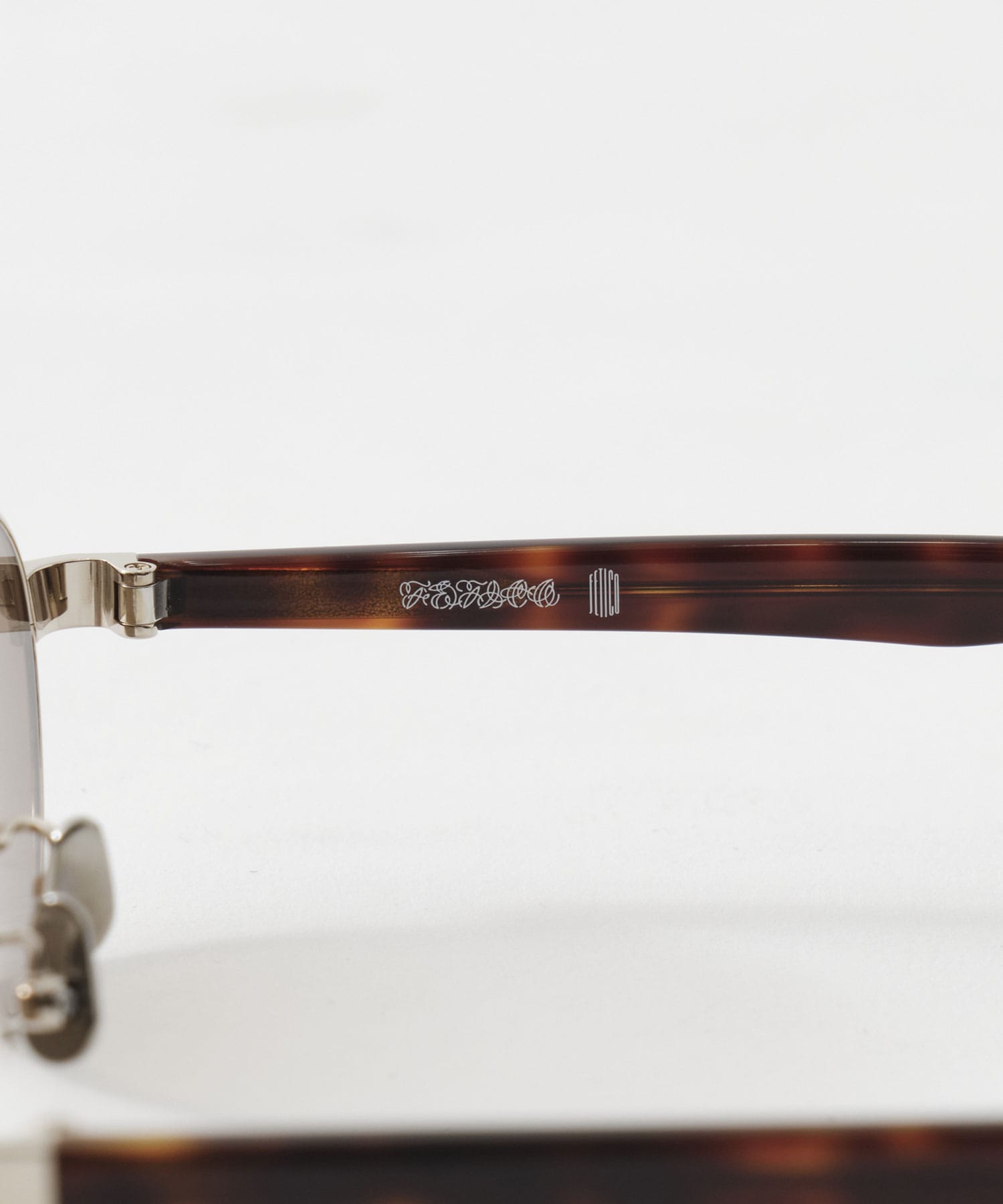 × BLANC METAL OVAL SUNGLASSES FETICO