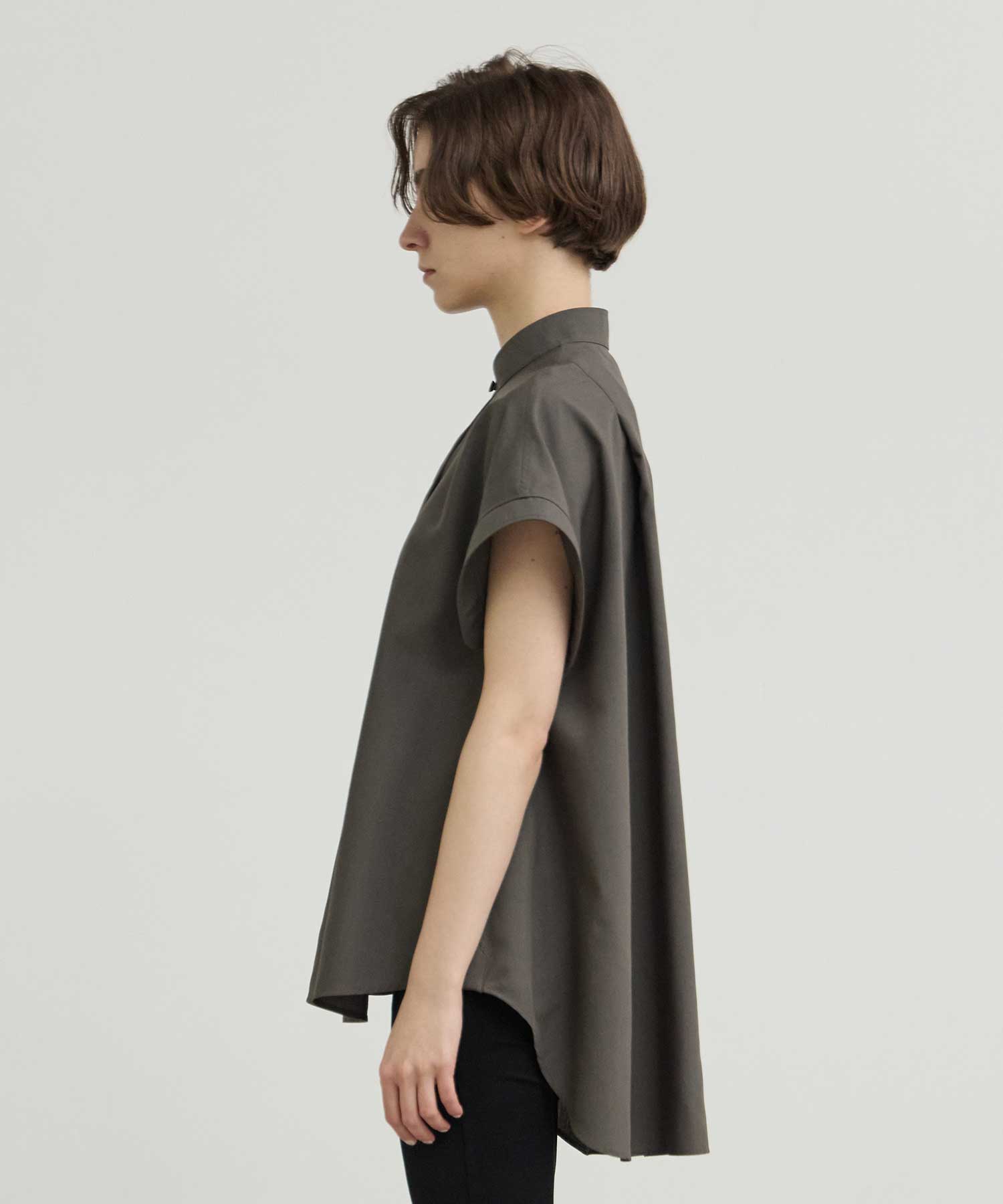 THE PLACKET A LINE SHIRT SLEEVE LESS THE RERACS