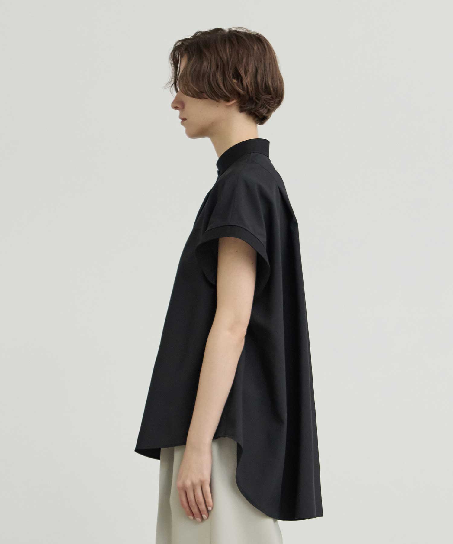 THE PLACKET A LINE SHIRT SLEEVE LESS THE RERACS
