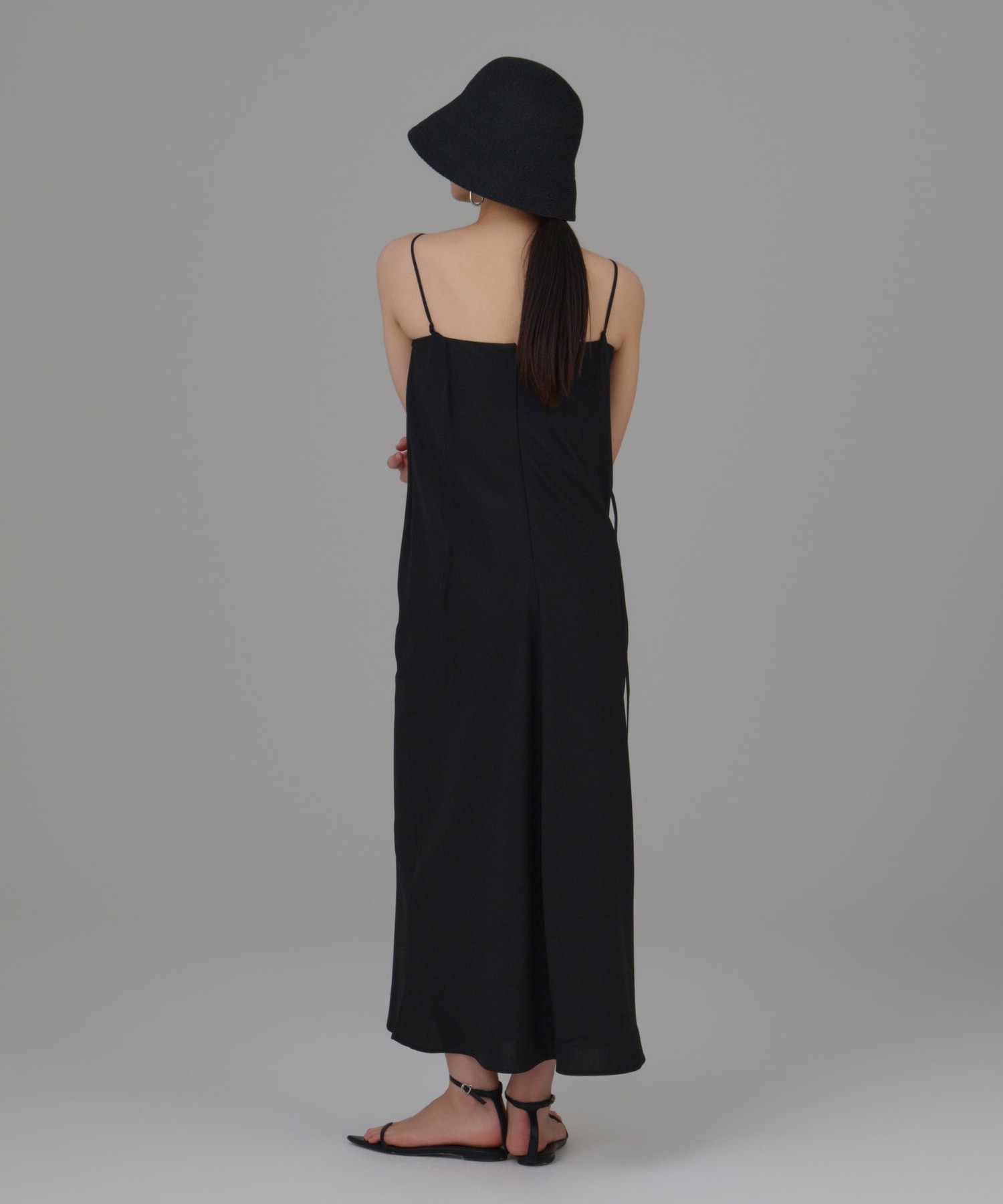 【WEB限定】shoulder strap dress Louren