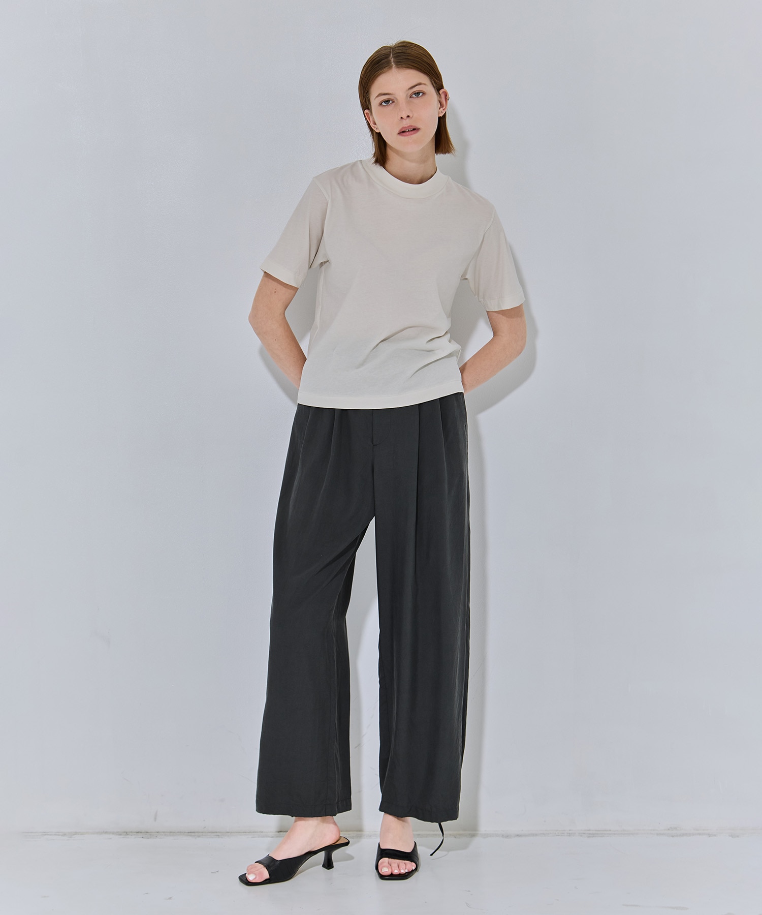 FRESCA NUBUCK MOCK NECK T SHIRTS ATON