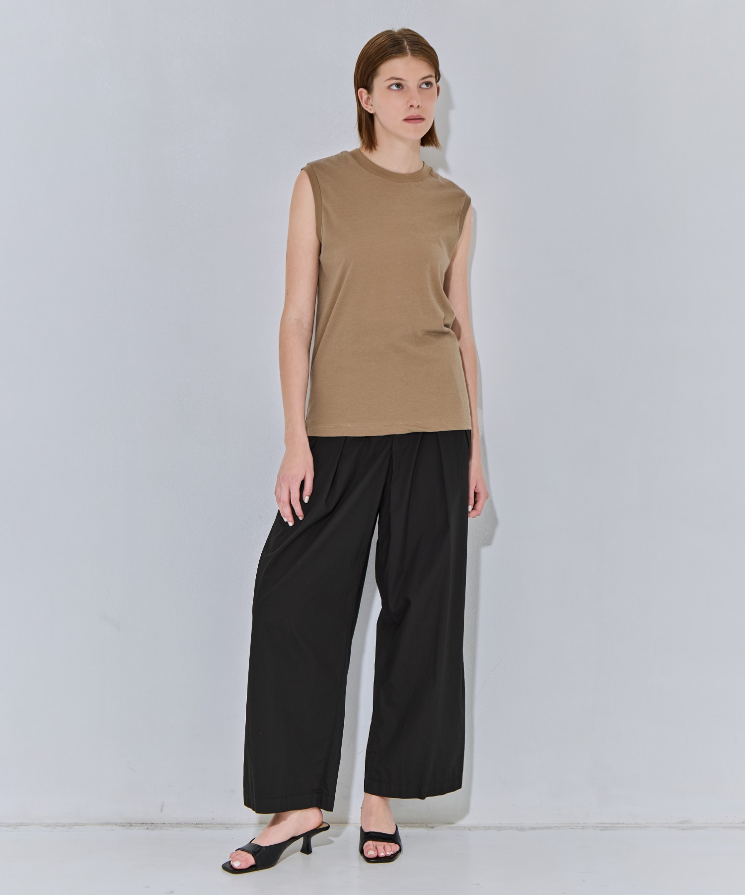 FRESCA NUBUCK REGULAR FIT TANKTOP ATON