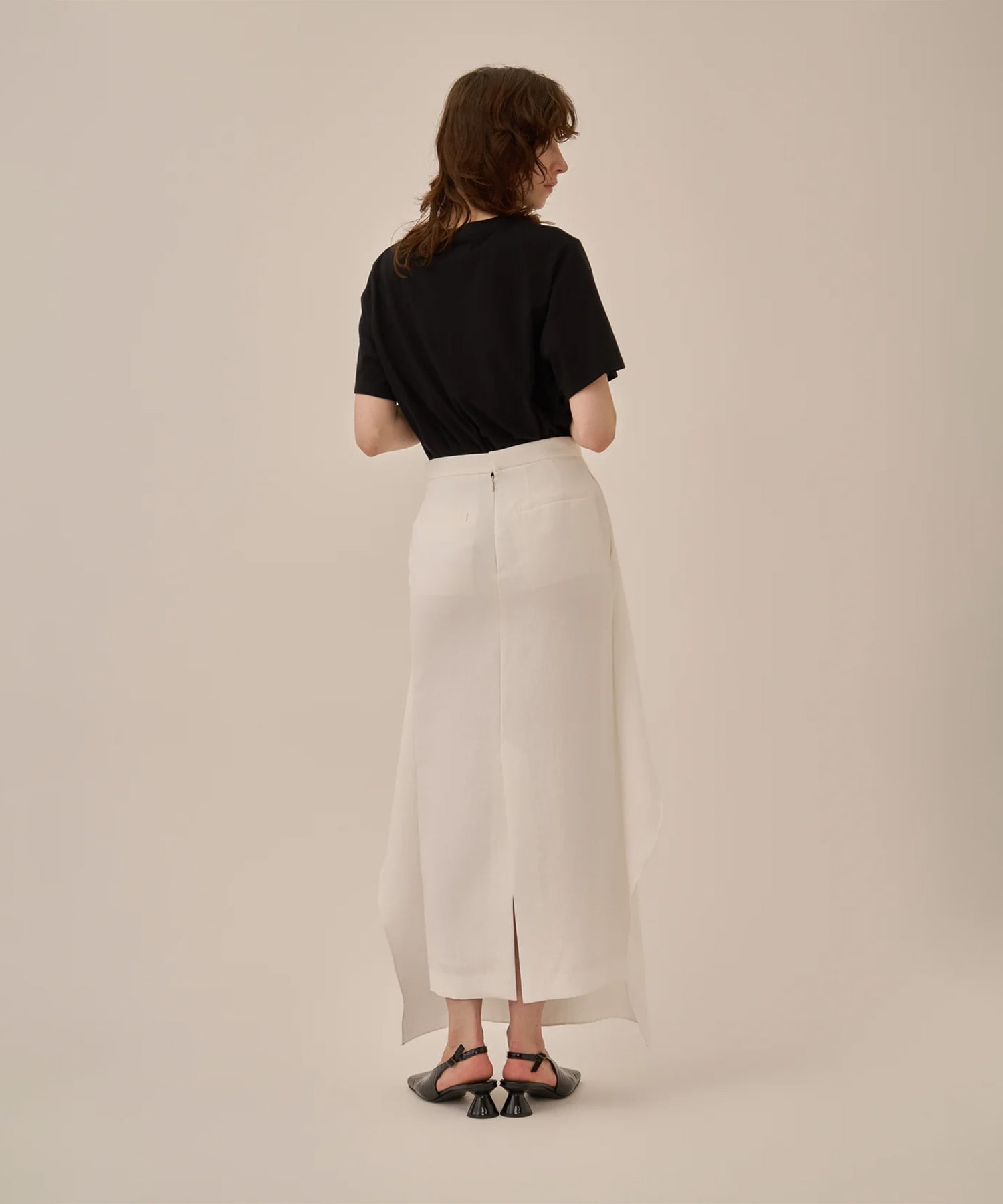 Line portrait T-shirt AKIRANAKA