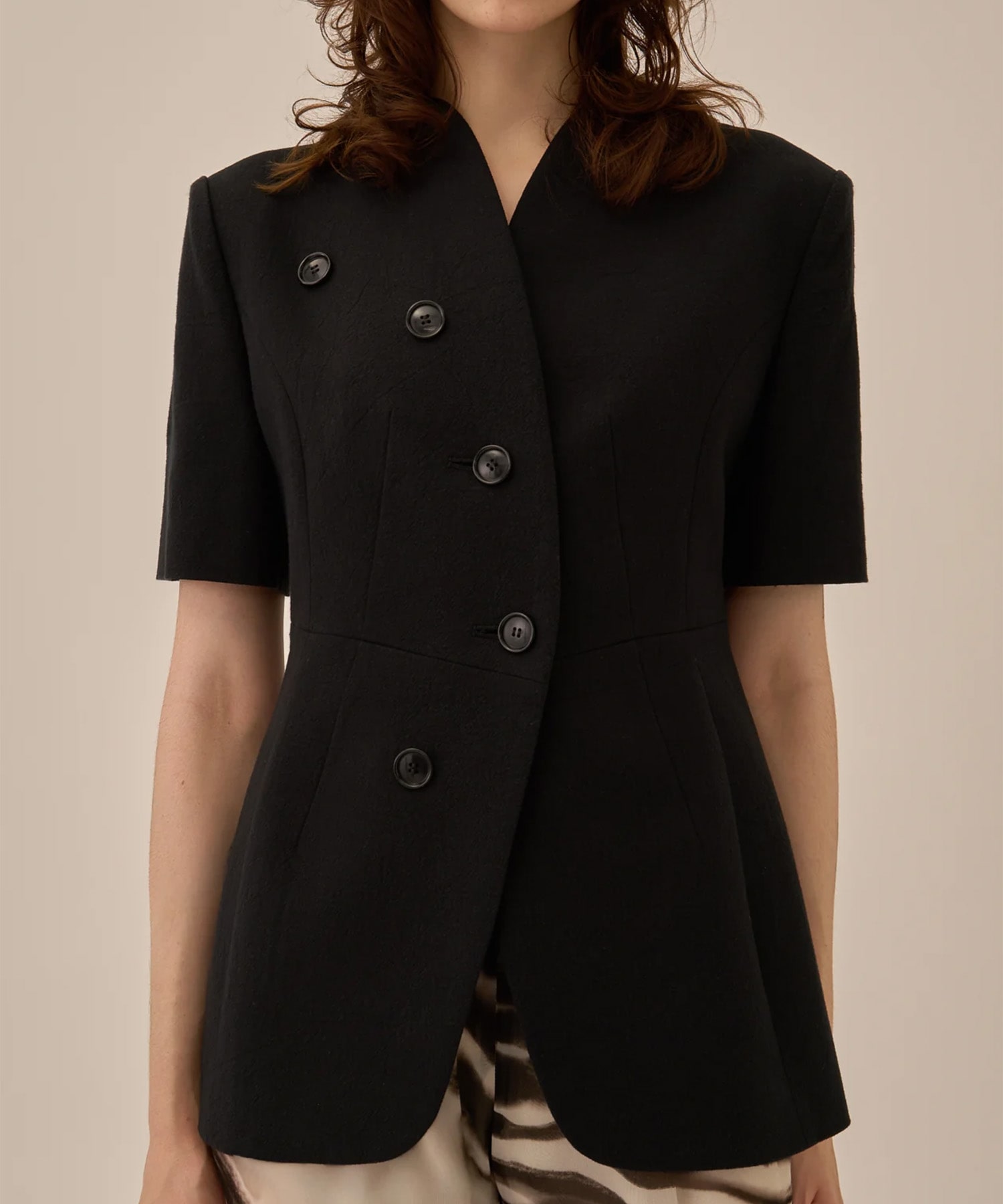 Sesilia half sleeve jacket AKIRANAKA