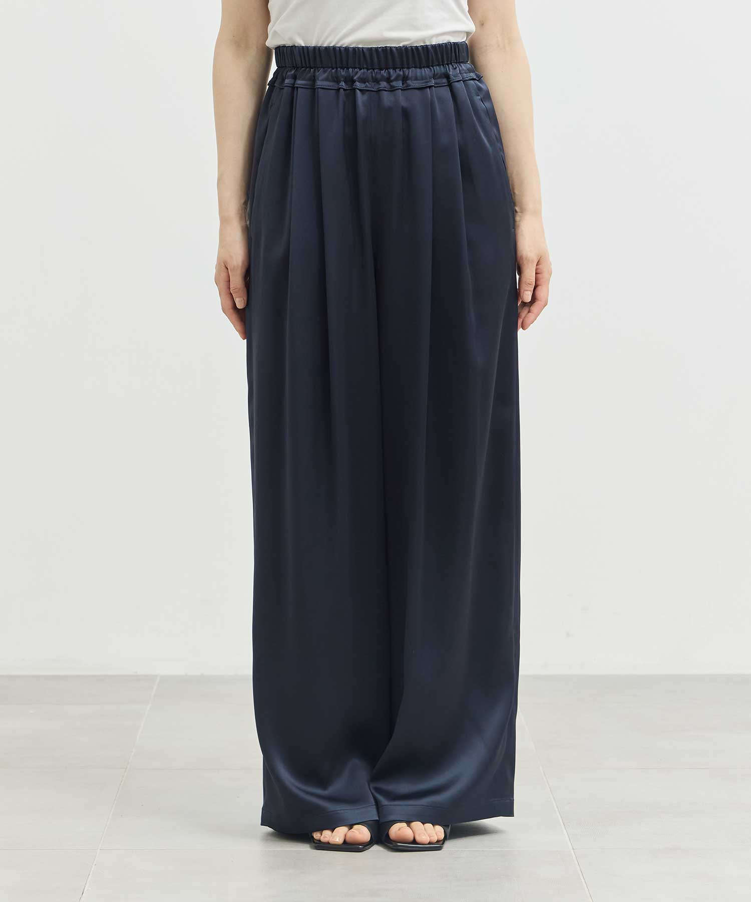GATHER WIDE-TROUSERS ENFOLD