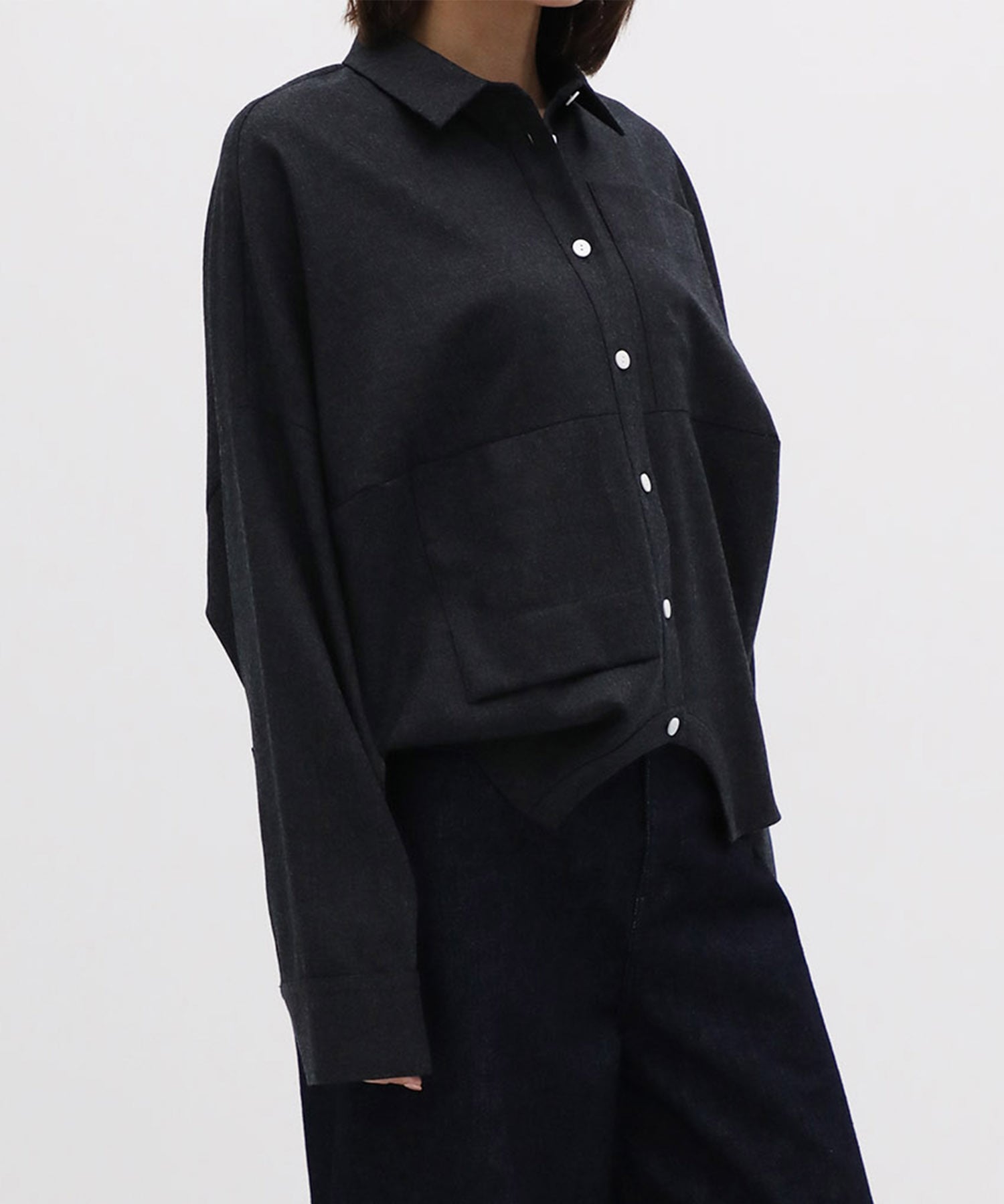 SYMMETRY CROPPED SHIRT ENFOLD