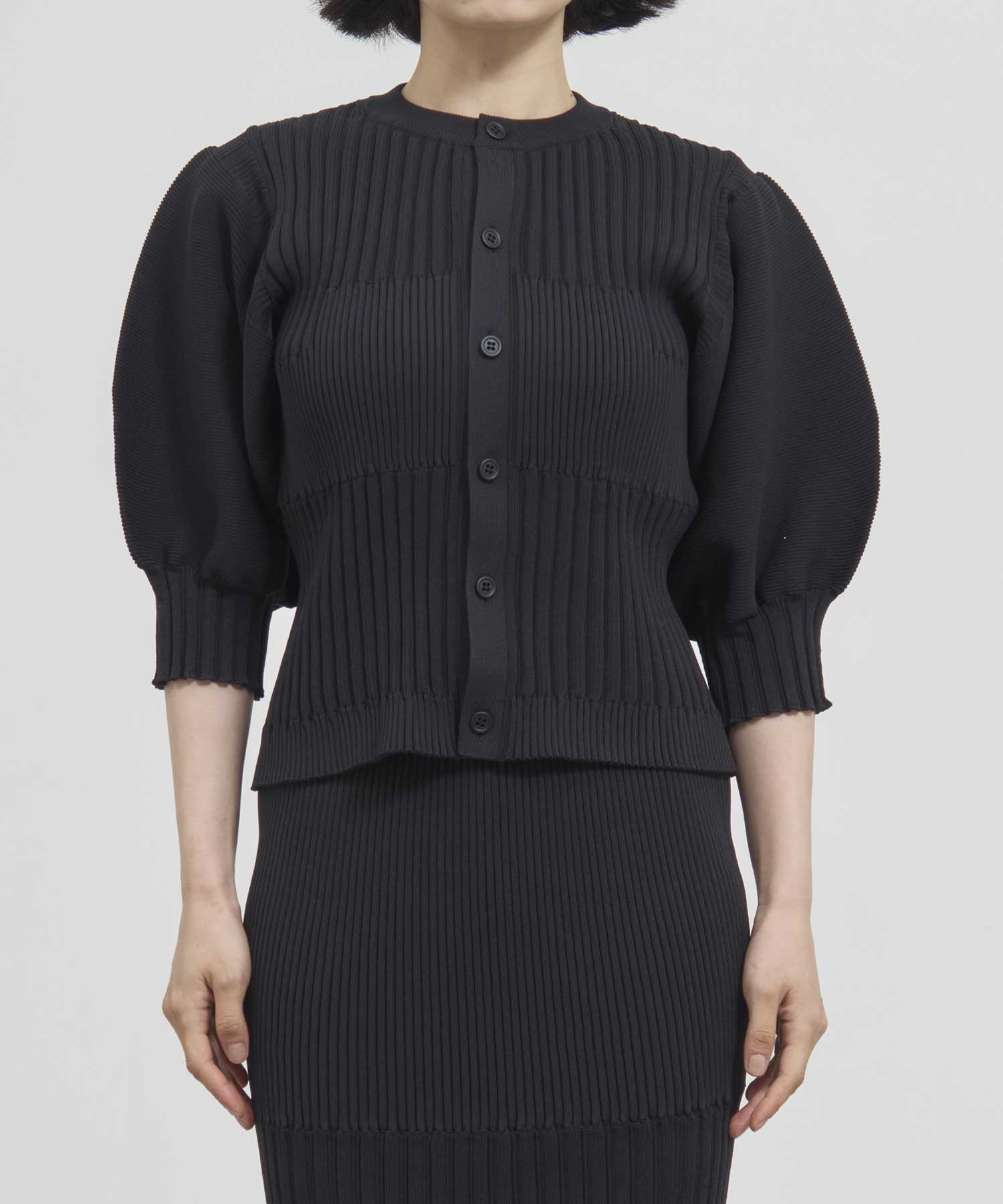 FLUTED SHORT PUFF SLEEVE CARDIGAN CFCL