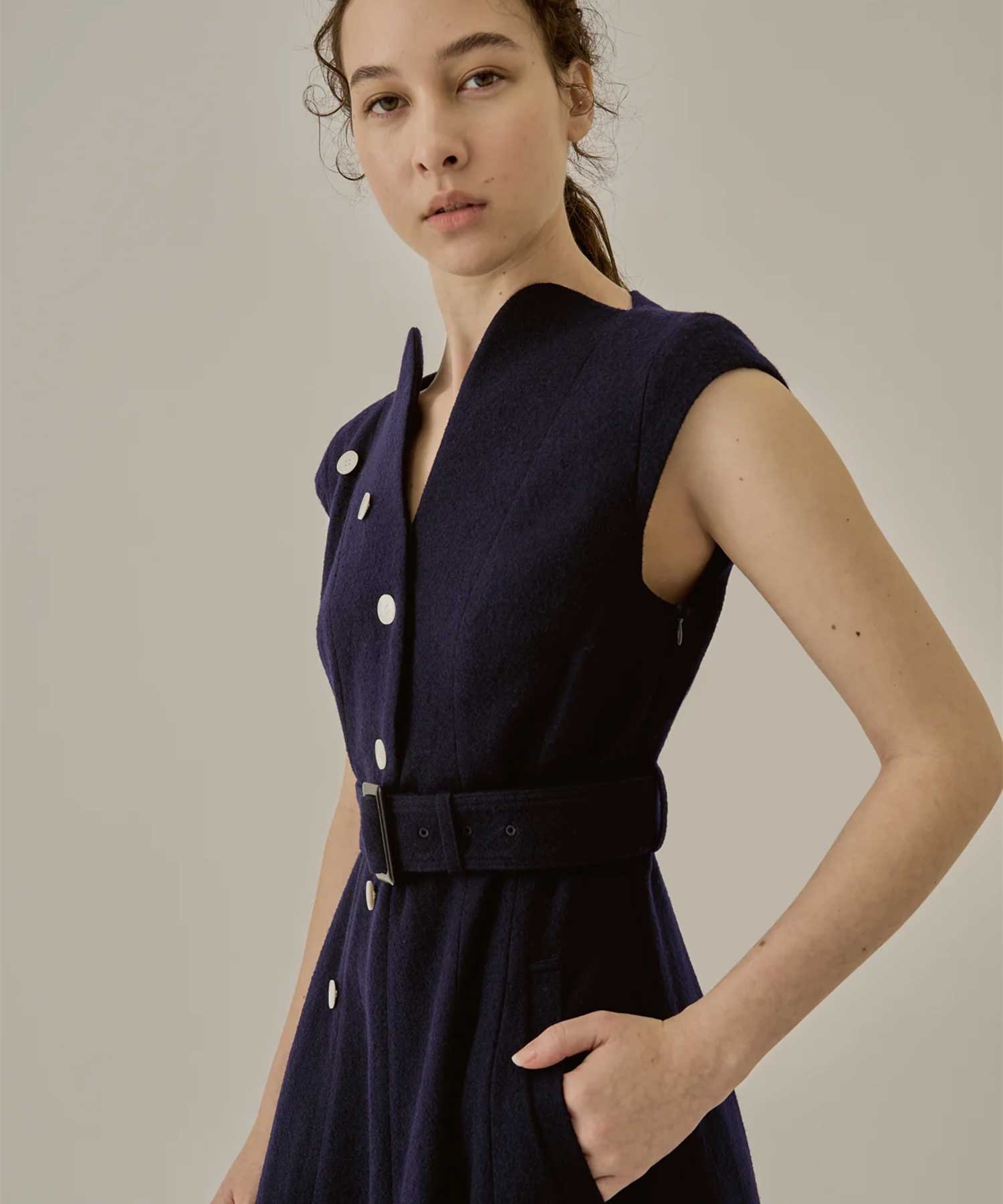 Sesilia dress AKIRANAKA