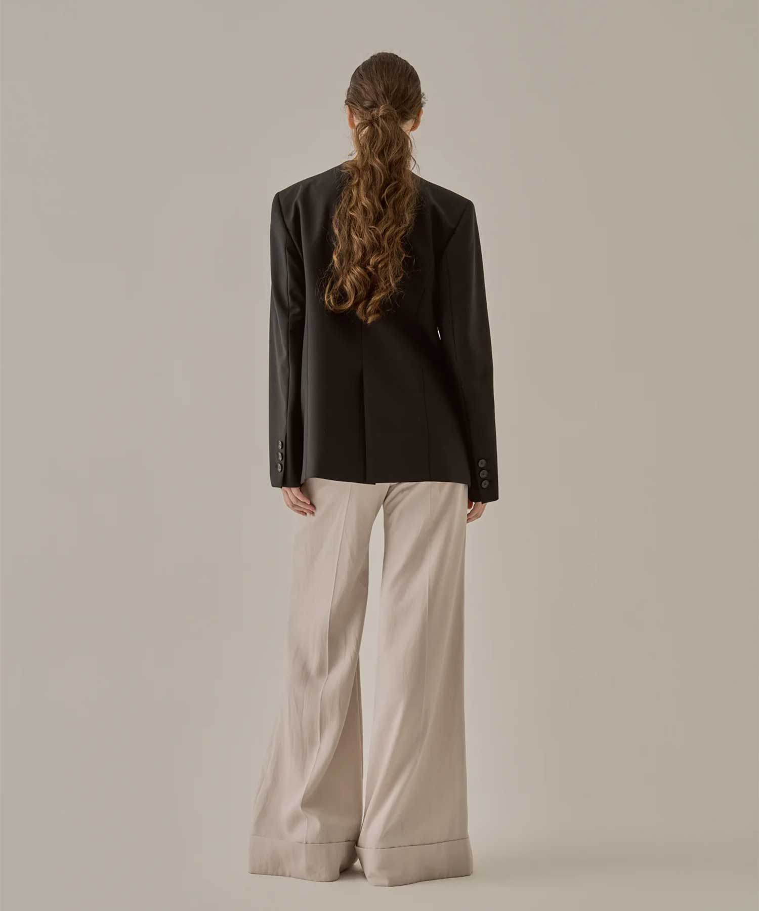 Lindsey jacket AKIRANAKA