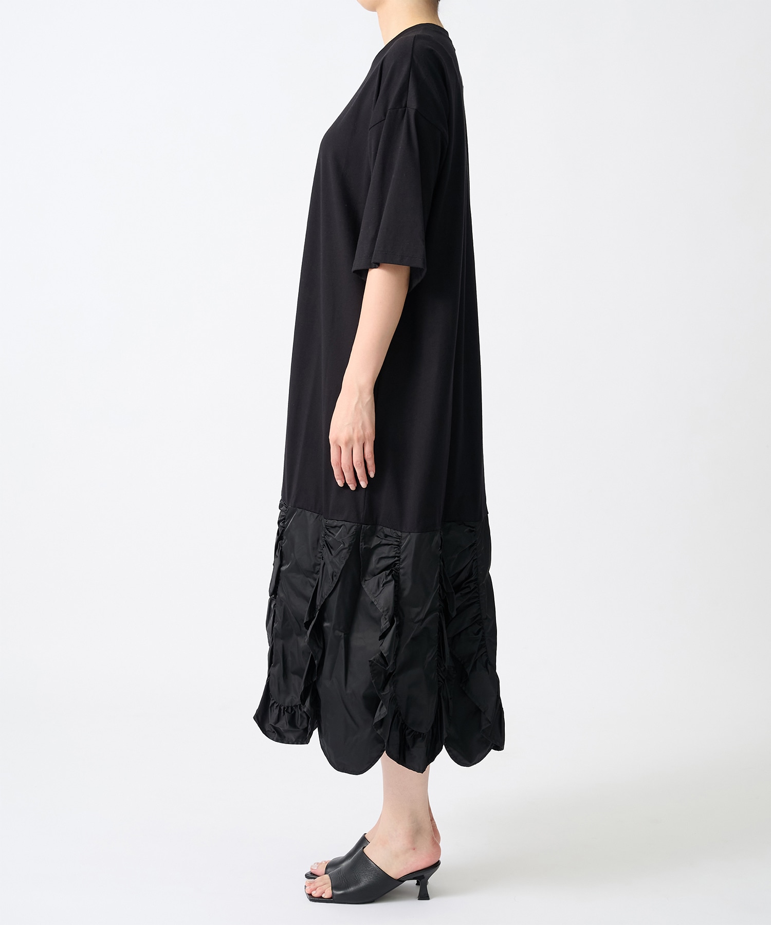 FRILL-HEM DRESS ENFOLD
