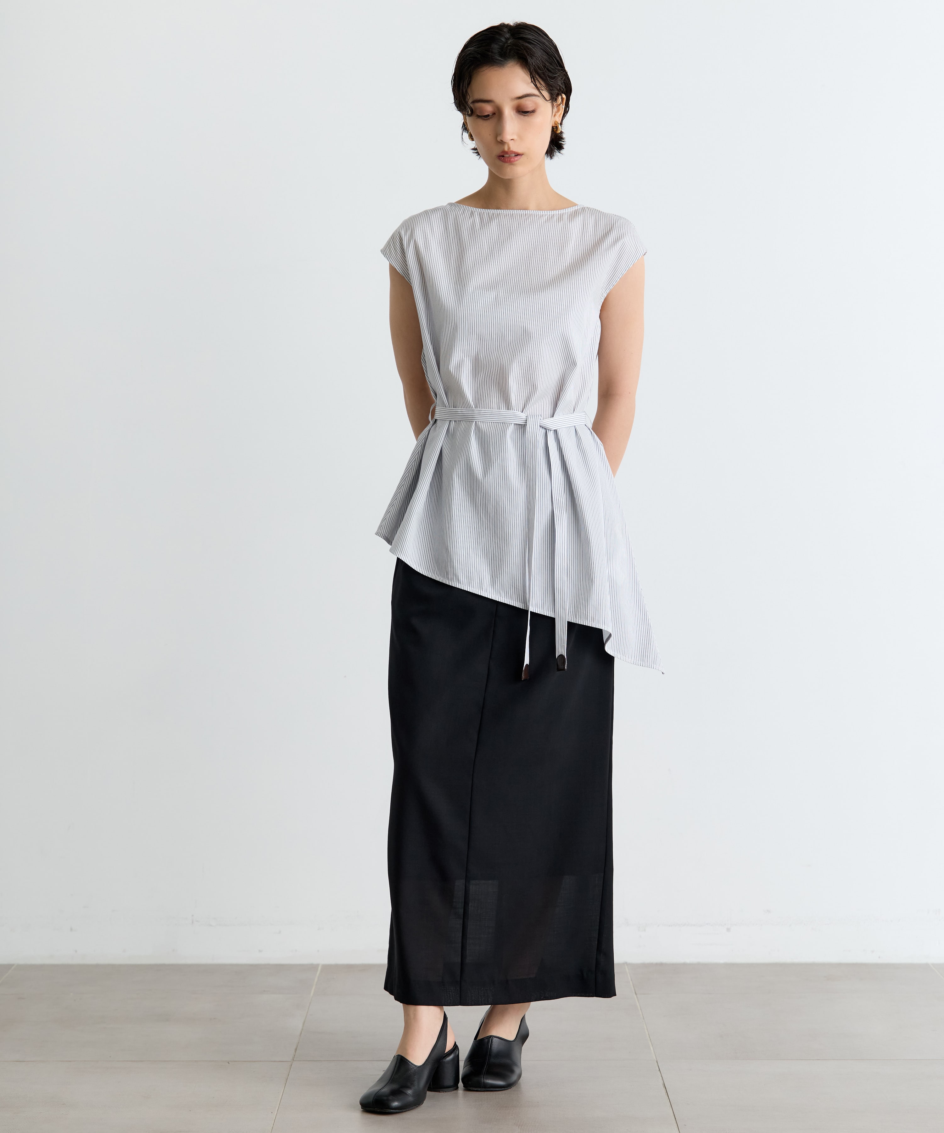 French Sleeve Asymmetry Tops THE TOKYO