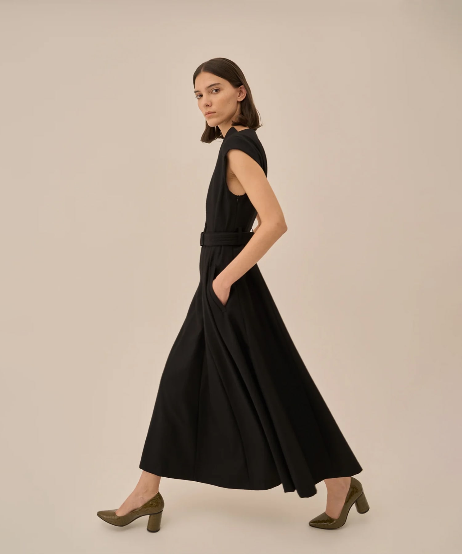 Sesilia dress AKIRANAKA