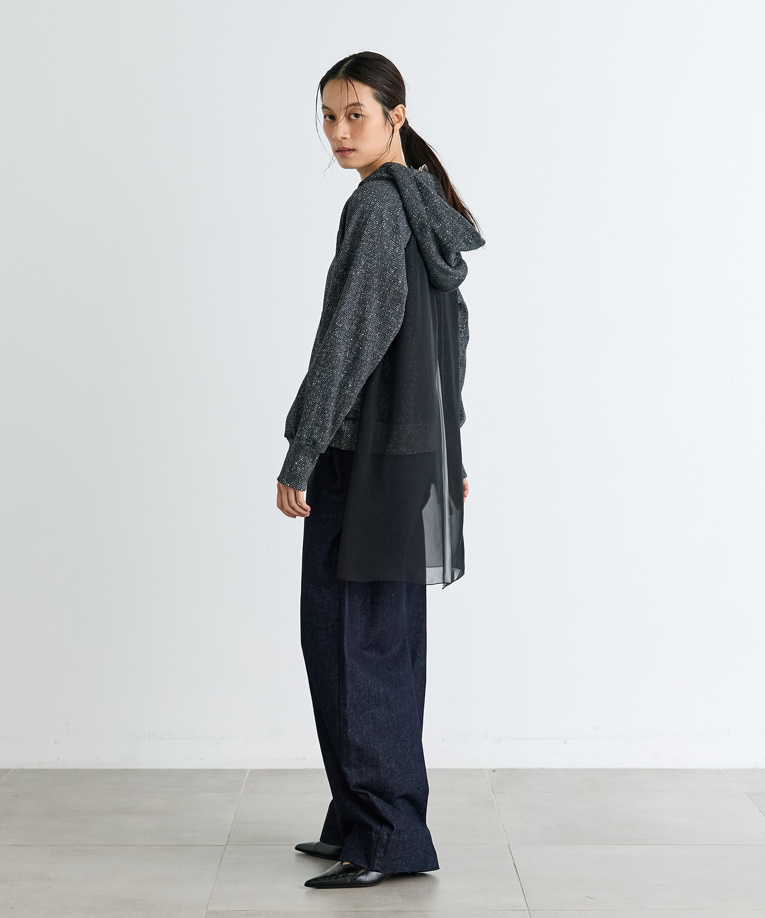 UP2F1803-1 C/S UNDERCOVER