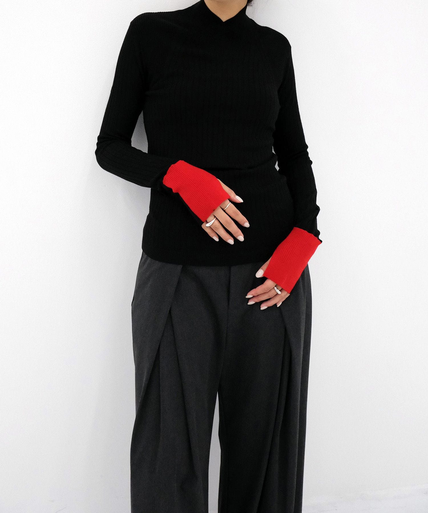 15.5 MICRON WOOL SOFT V-NECK KNIT CINOH