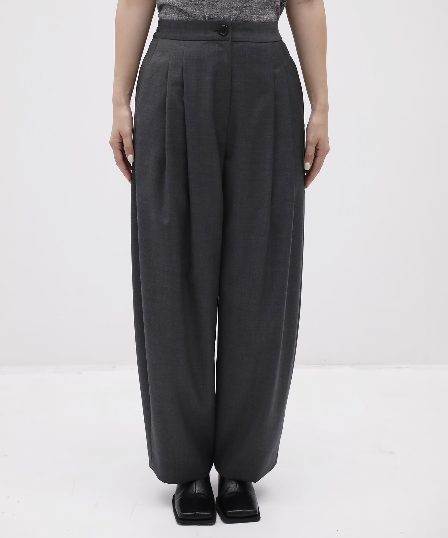 Curve Wide Pants THE TOKYO