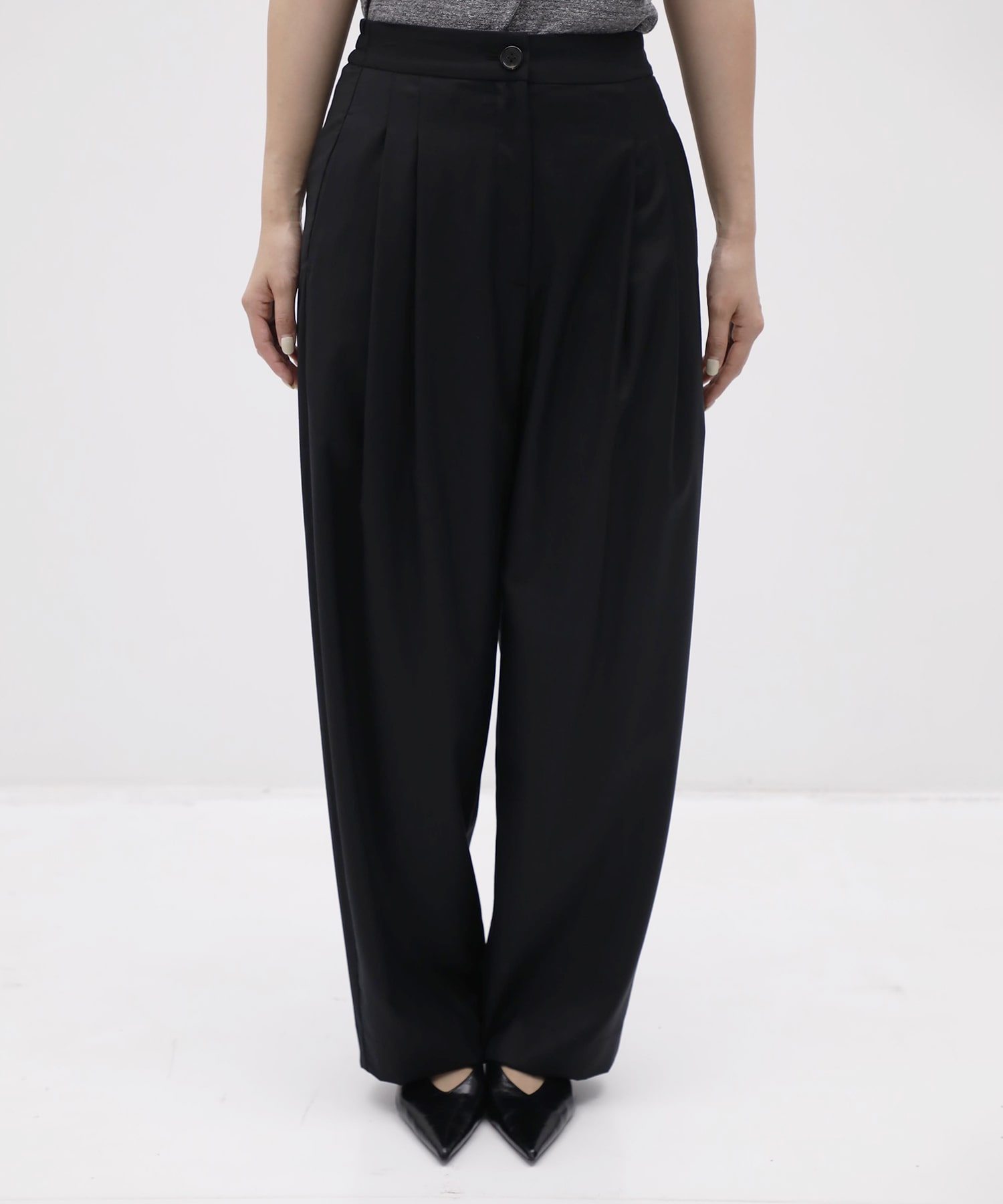 Curve Wide Pants THE TOKYO