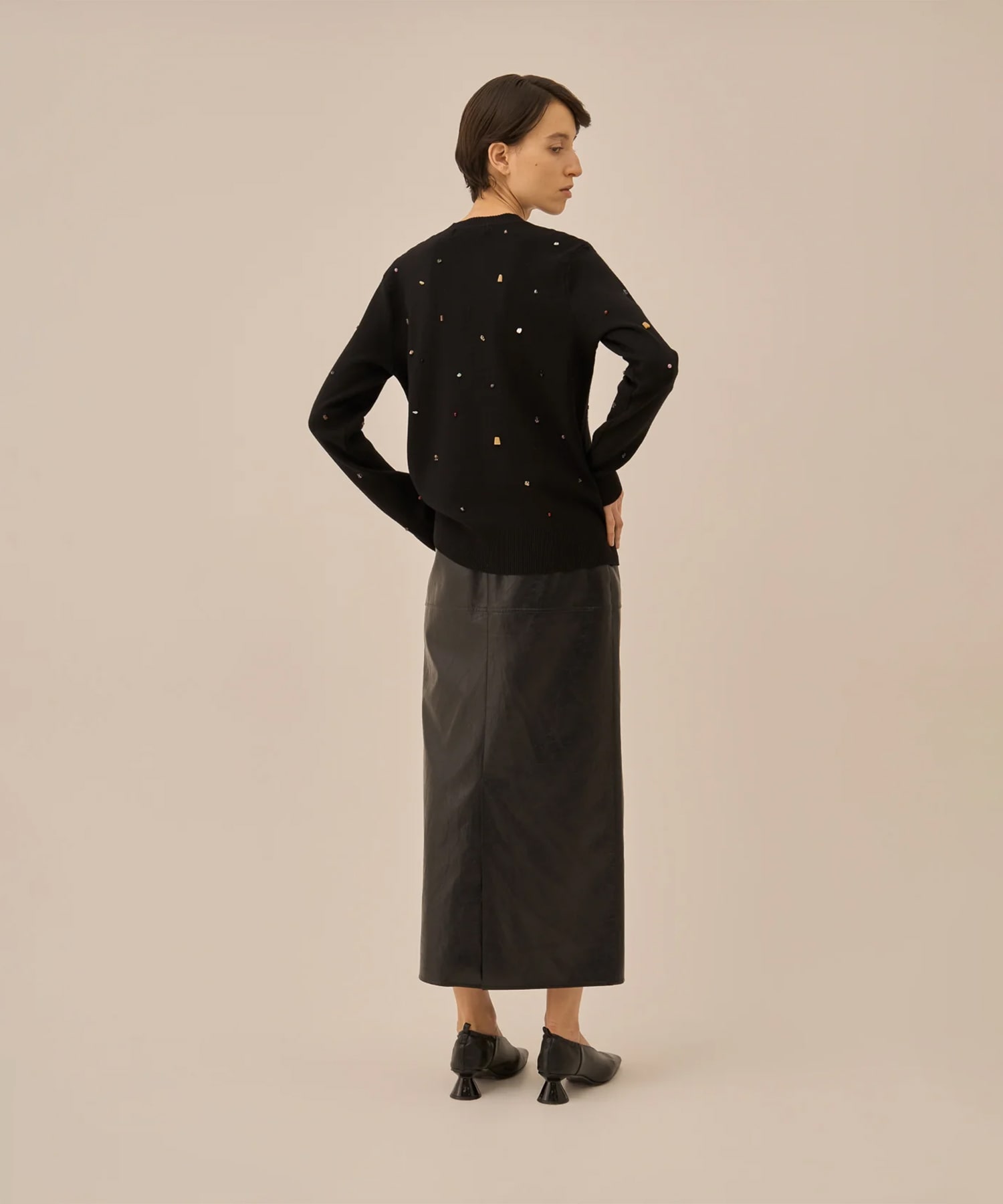 Aila glass beads&ores knit pullover BK AKIRANAKA
