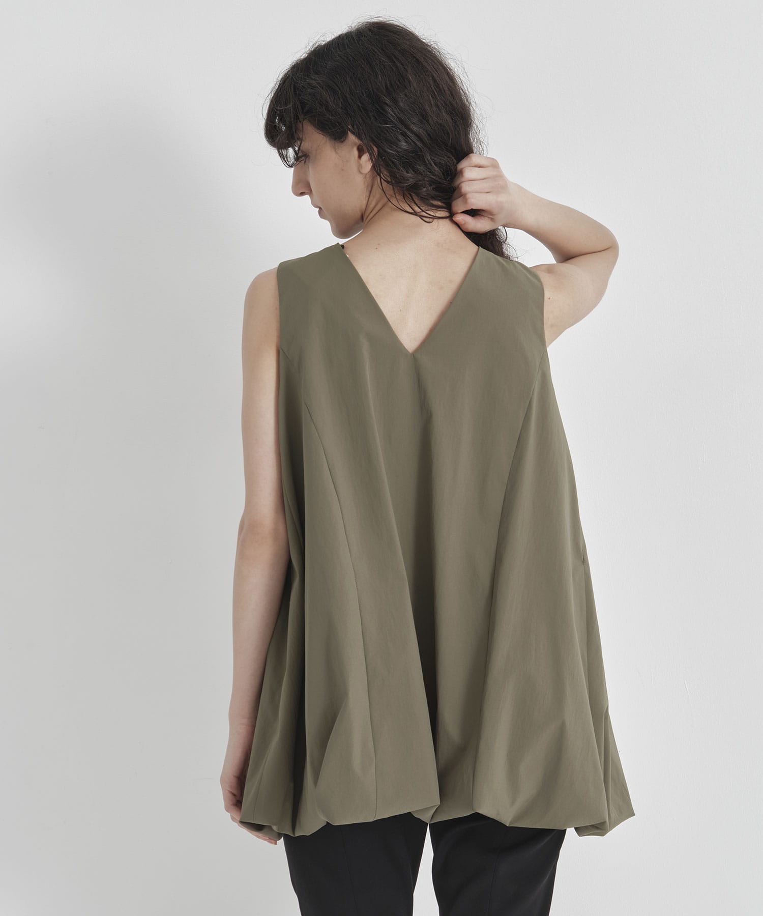 Aqua Motion Ballom Tops RITAN