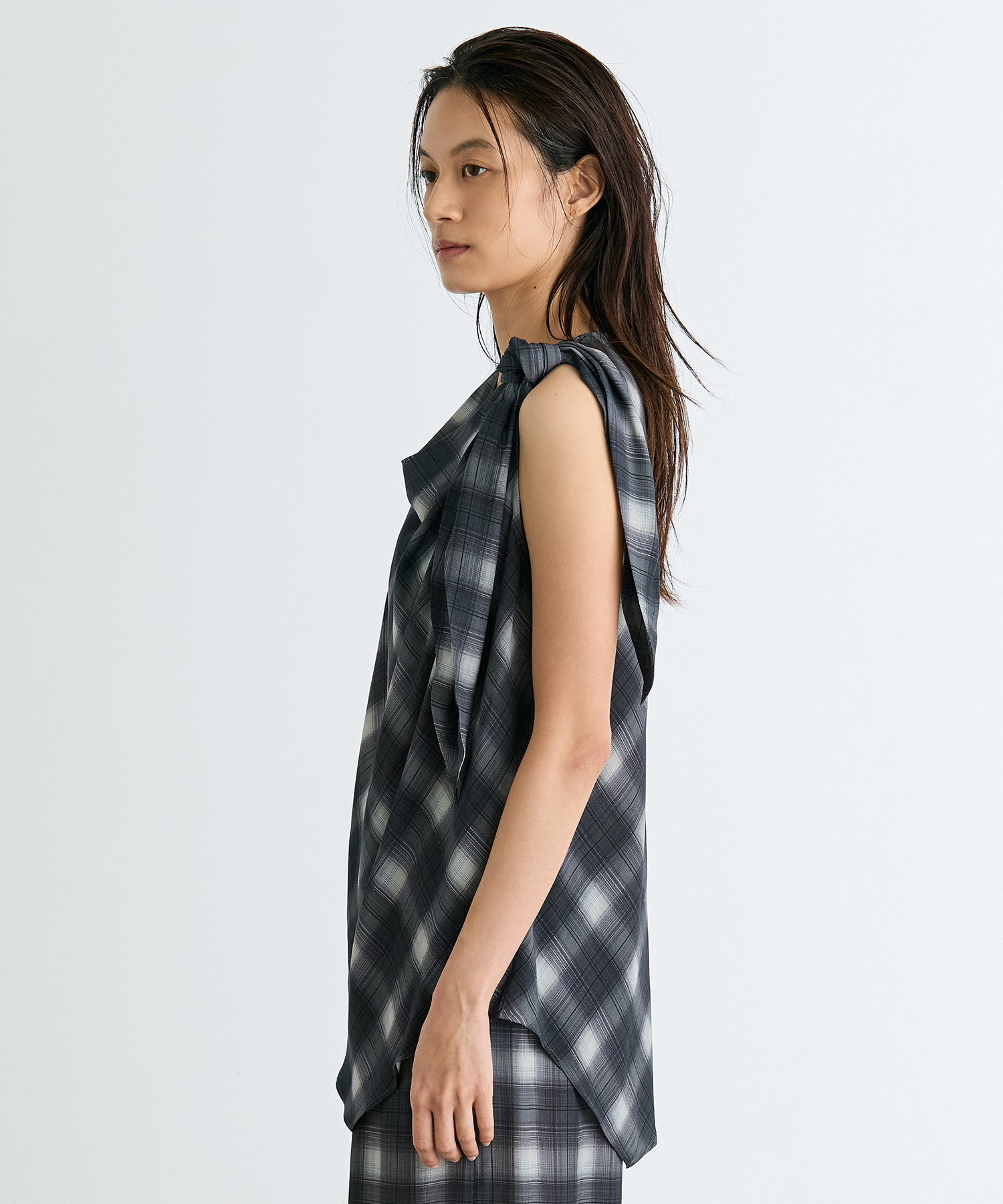 Chic Scarf Accent Tops RITAN