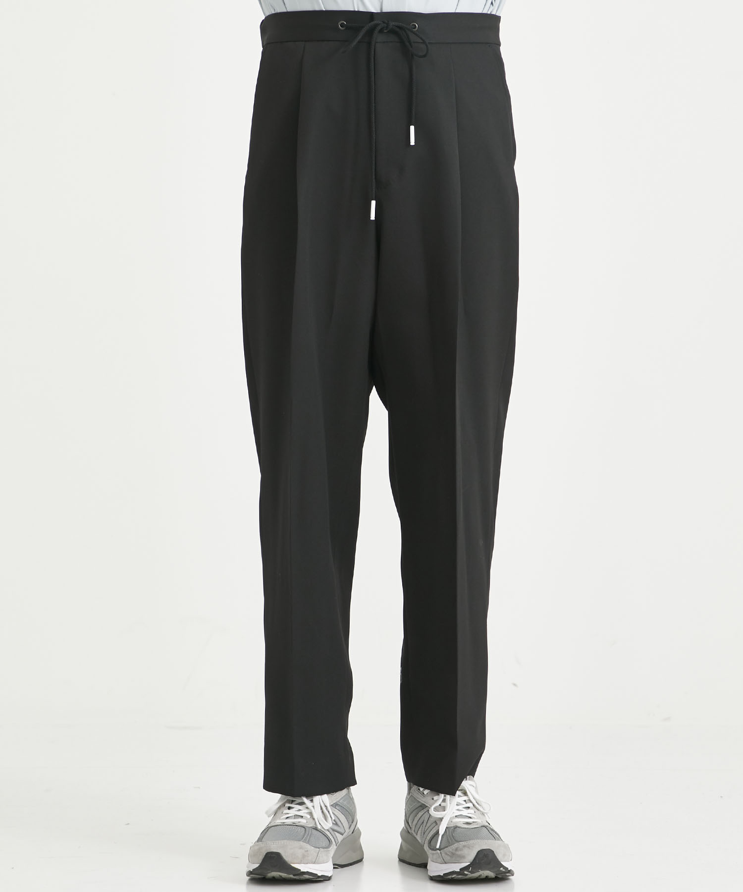 THE EASY SLACKS TAPERED(46 BLACK): THE RERACS: MENS｜THE TOKYO ONLINE STORE