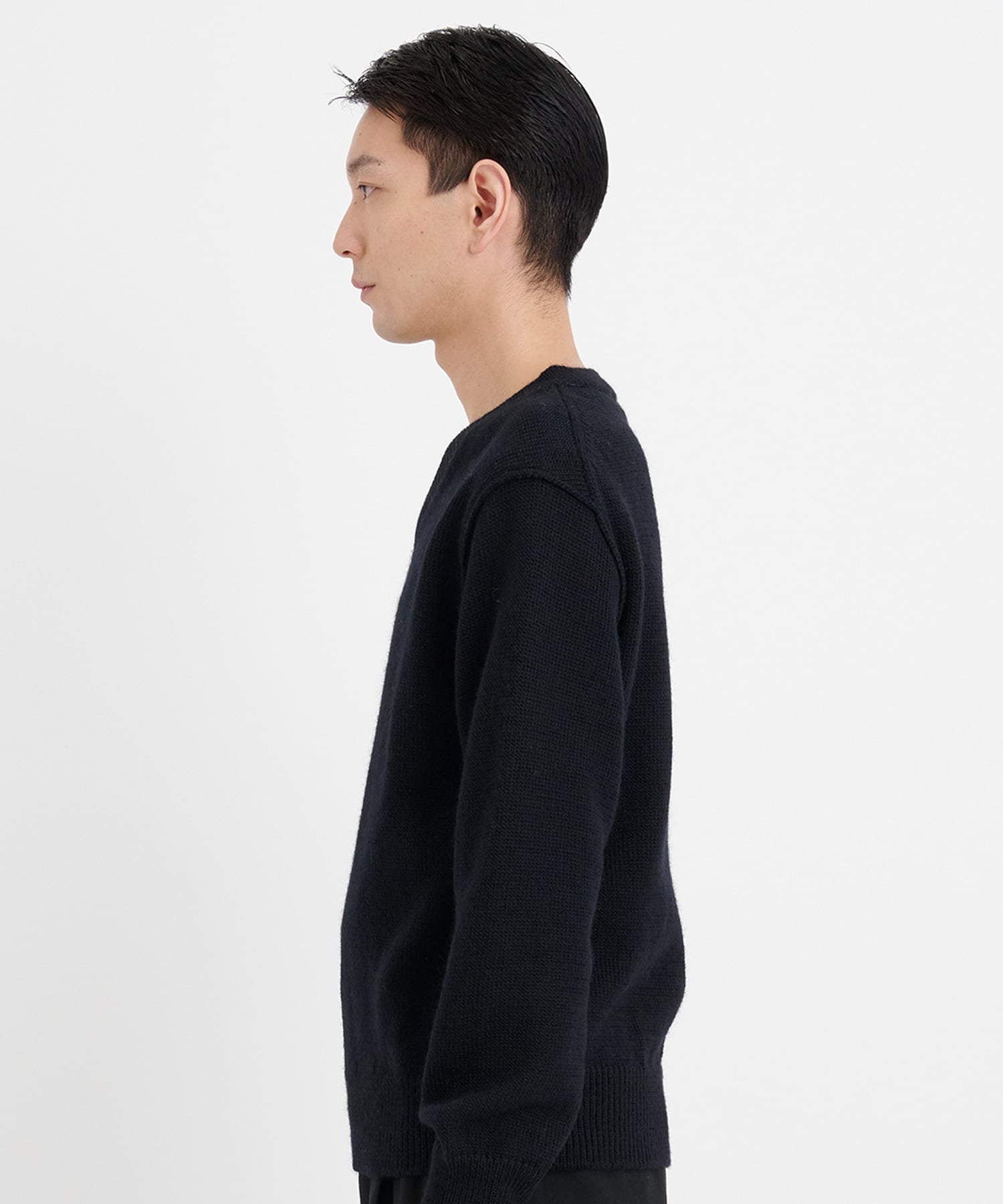 The Standerd V/N Sweater THE TOKYO