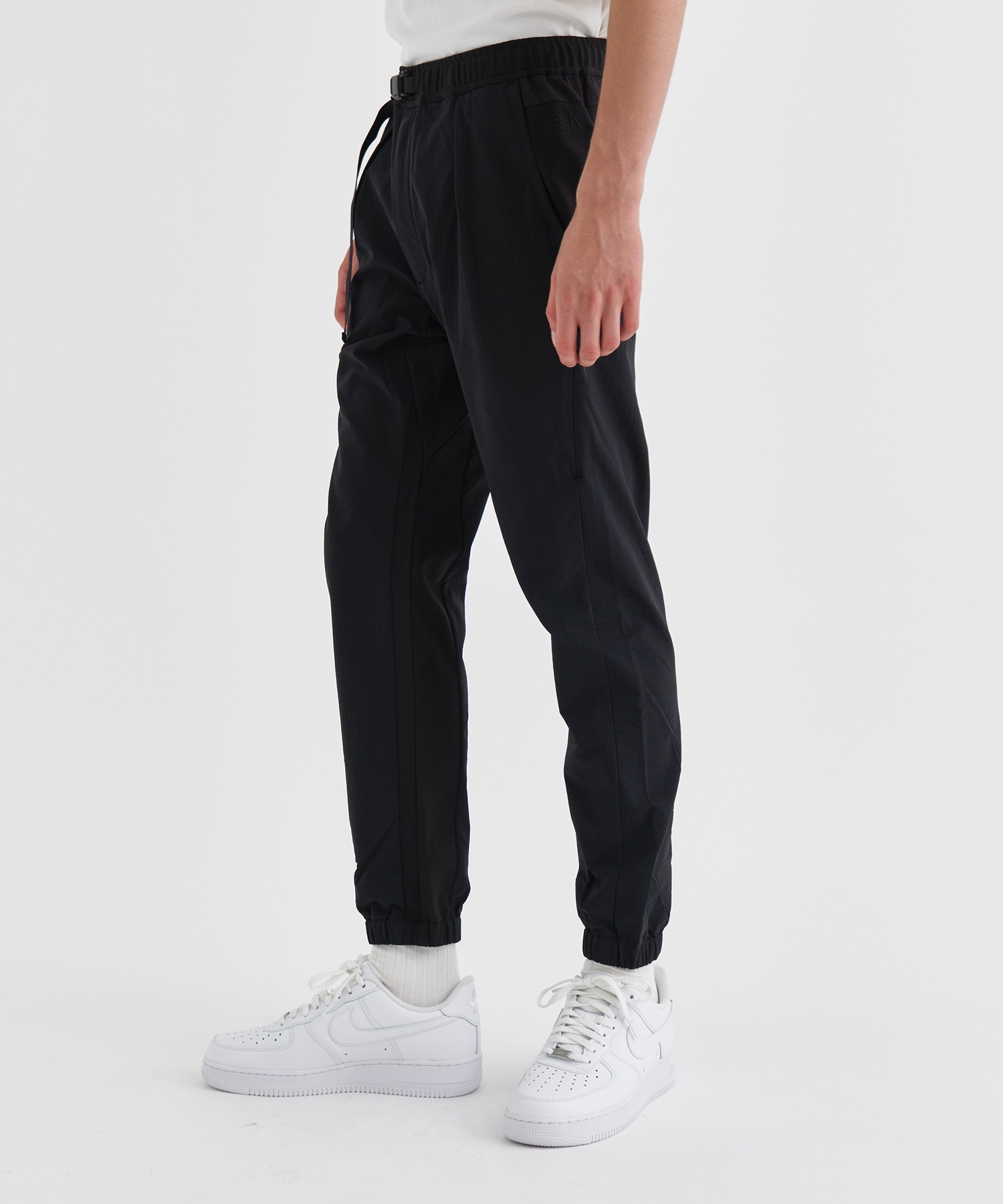 TECH NYLON FLEECE SLIM PANTS ｜ White Mountaineering