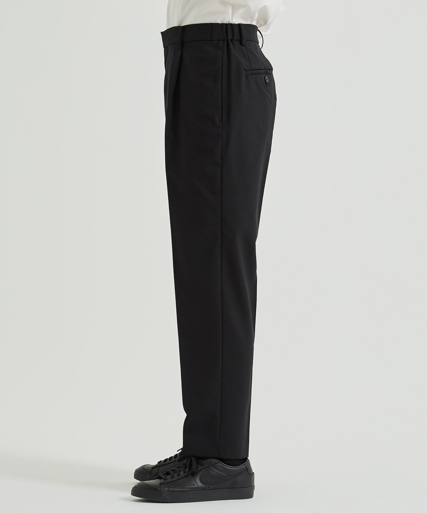 Summer Wool Calm Skin Easy Tapered Trousers THE TOKYO